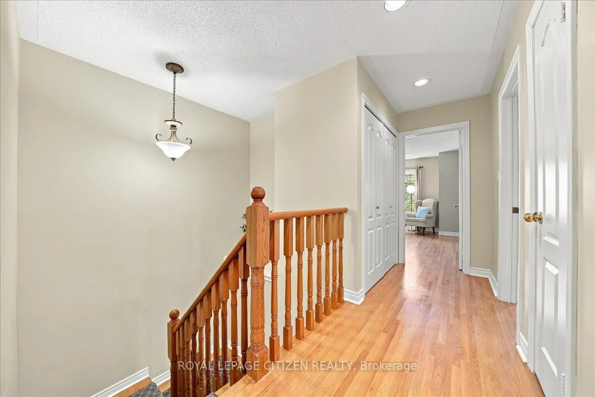 255 Shaftsbury Avenue #43