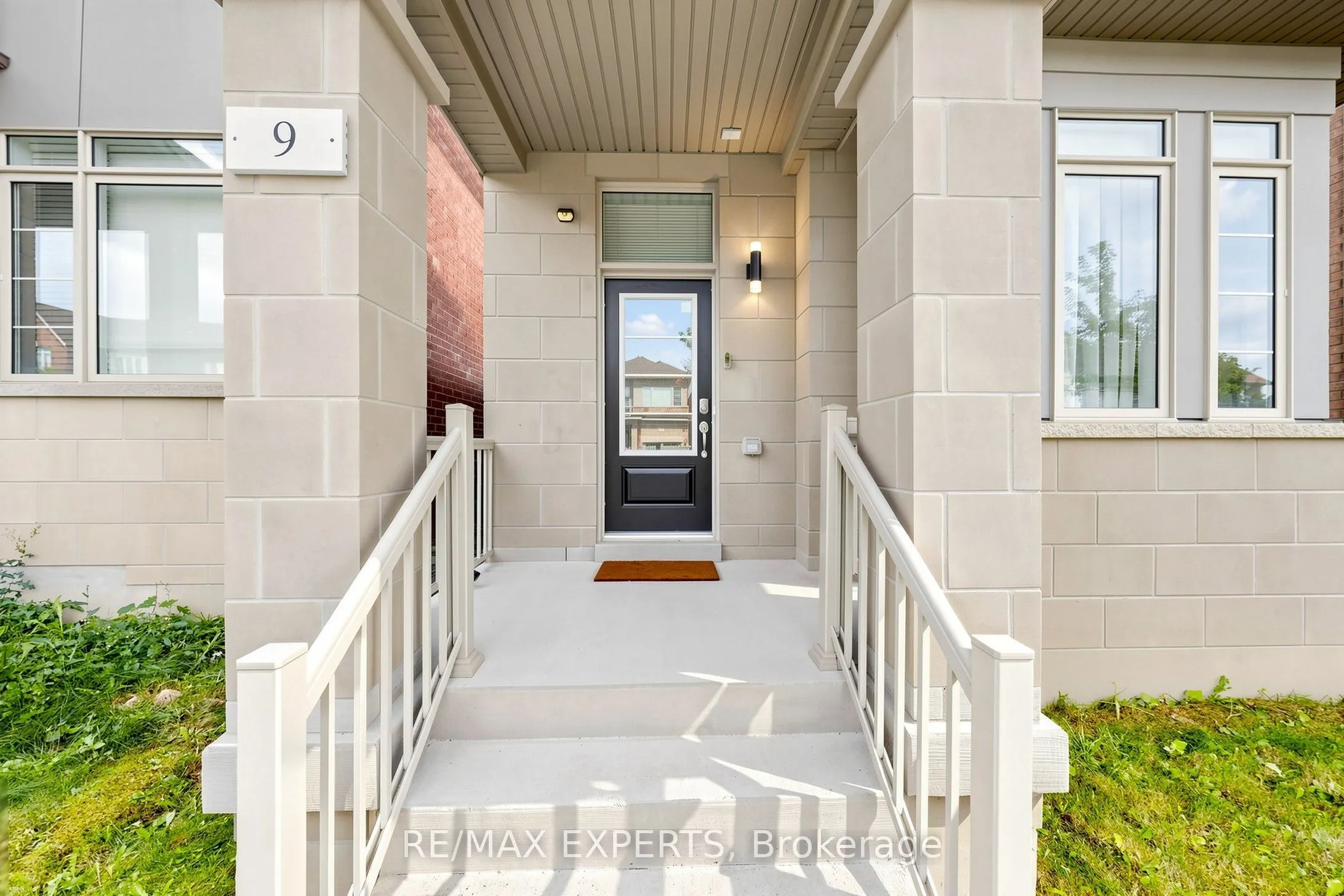 9 Applegate Drive