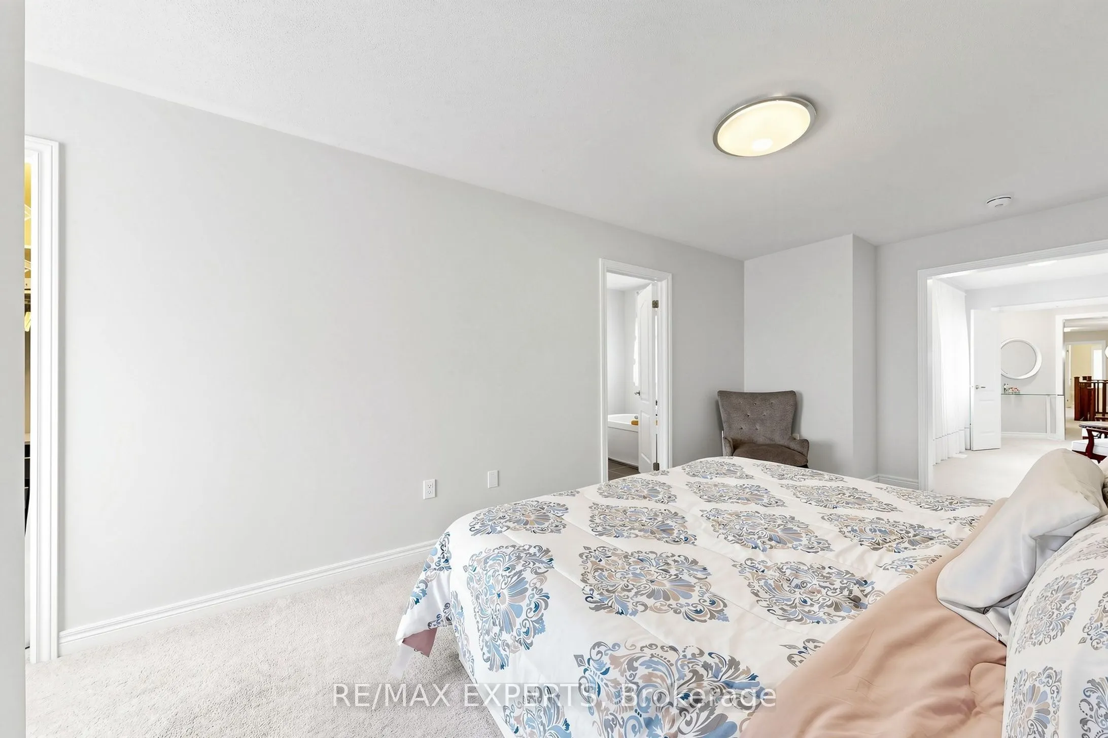 9 Applegate Drive