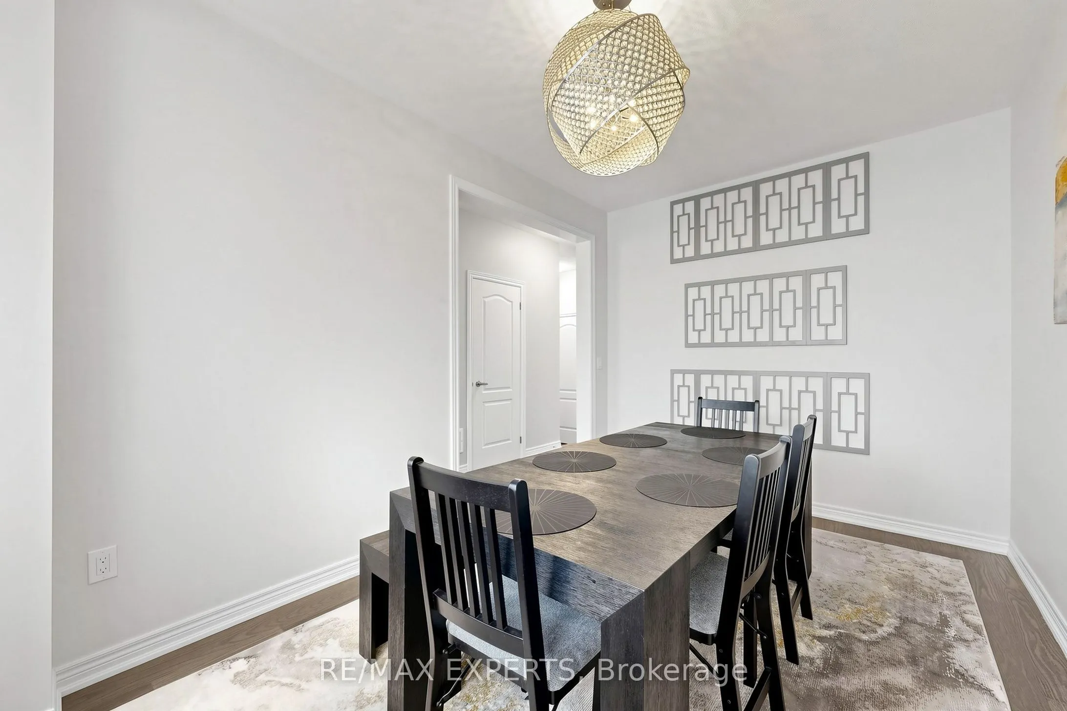 9 Applegate Drive