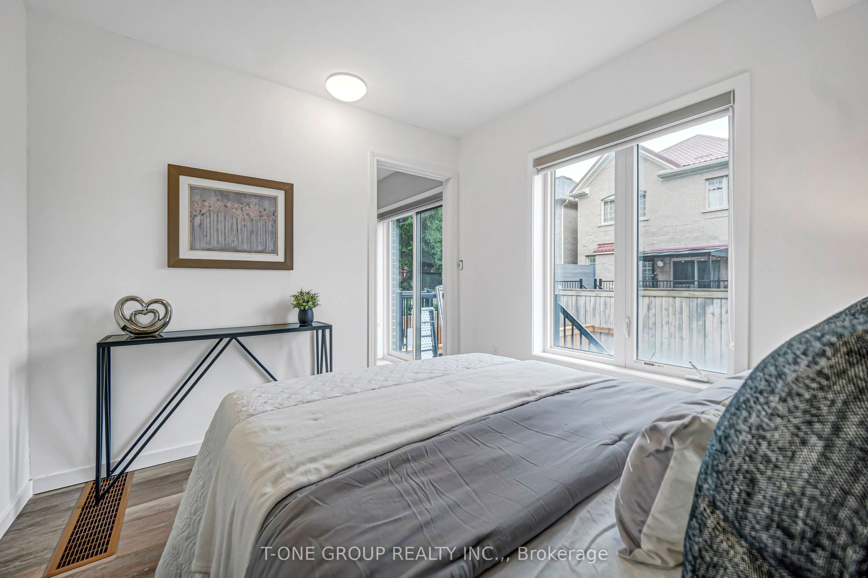 5 Armillo Place