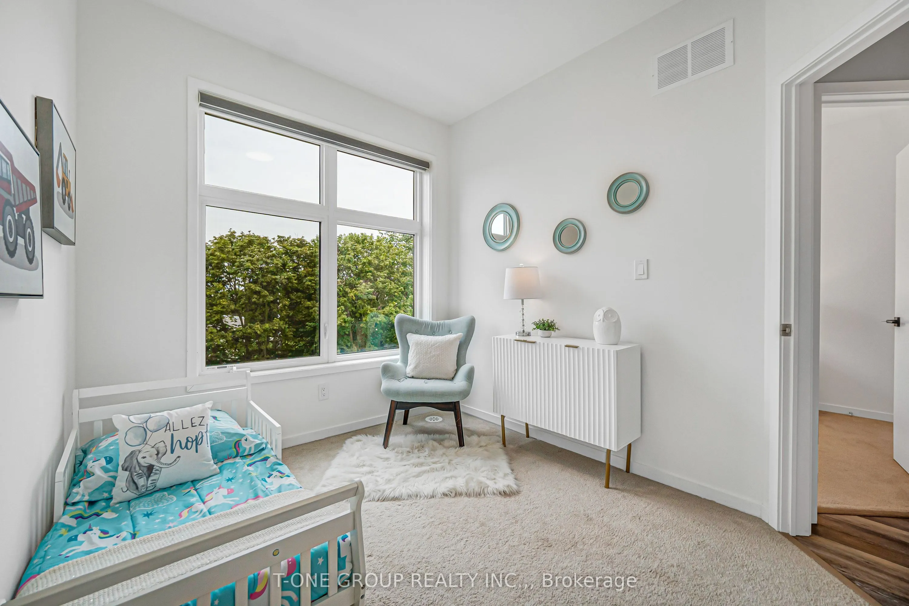 5 Armillo Place