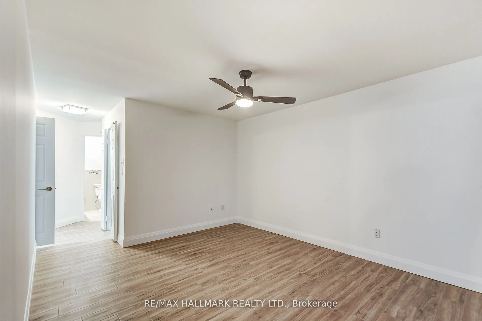 20 Harding Boulevard W #1211