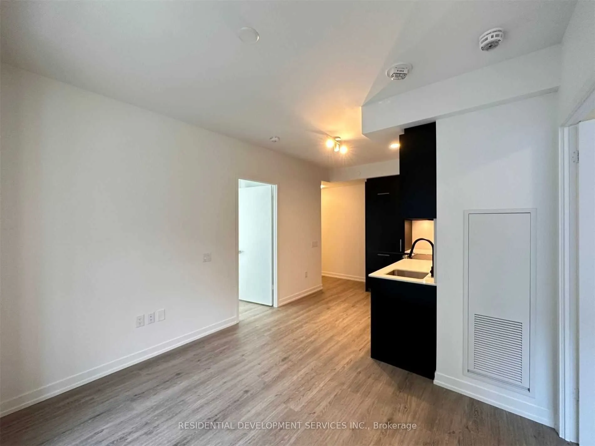 3 Rosewater Street #207W