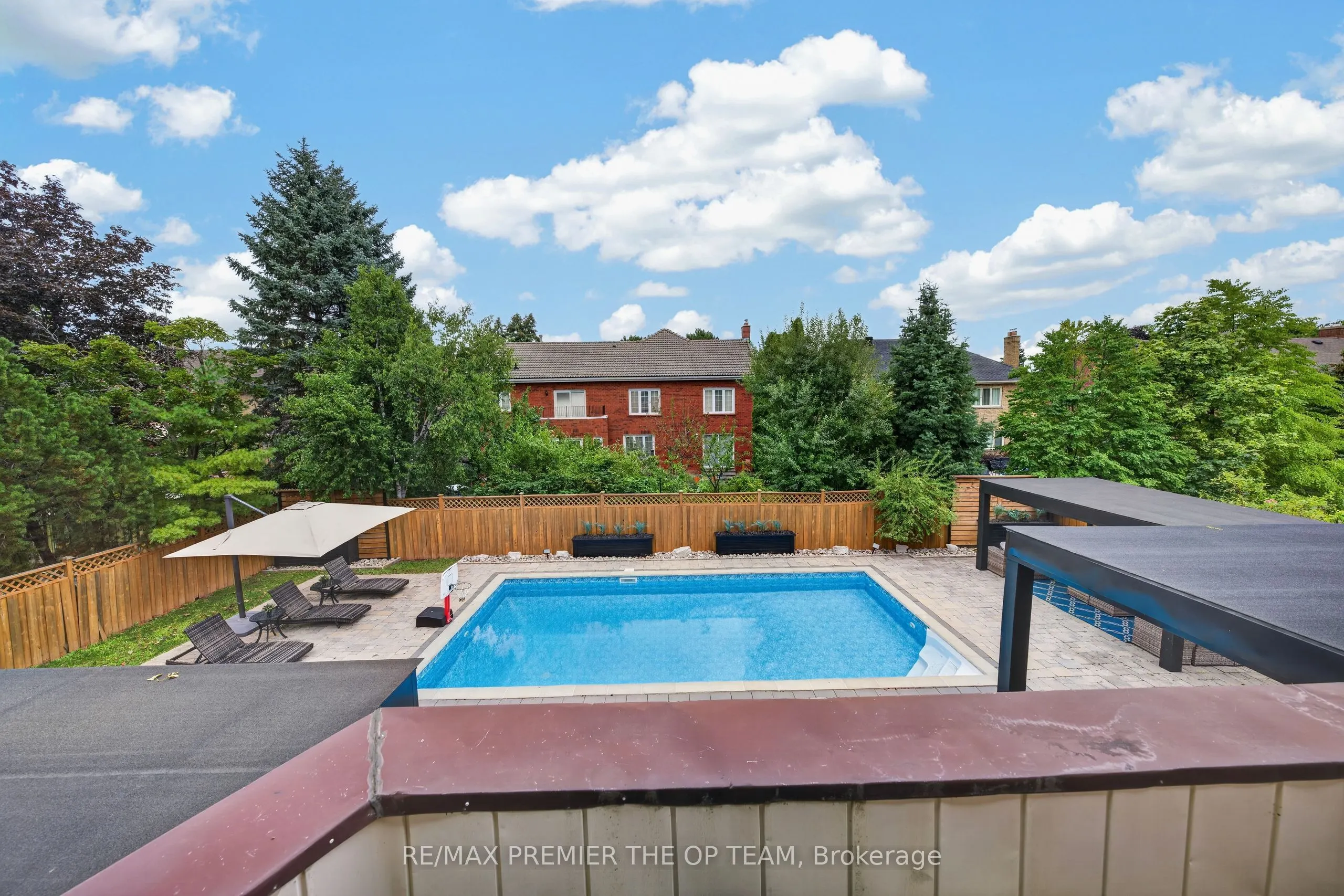 155 Dianawood Ridge
