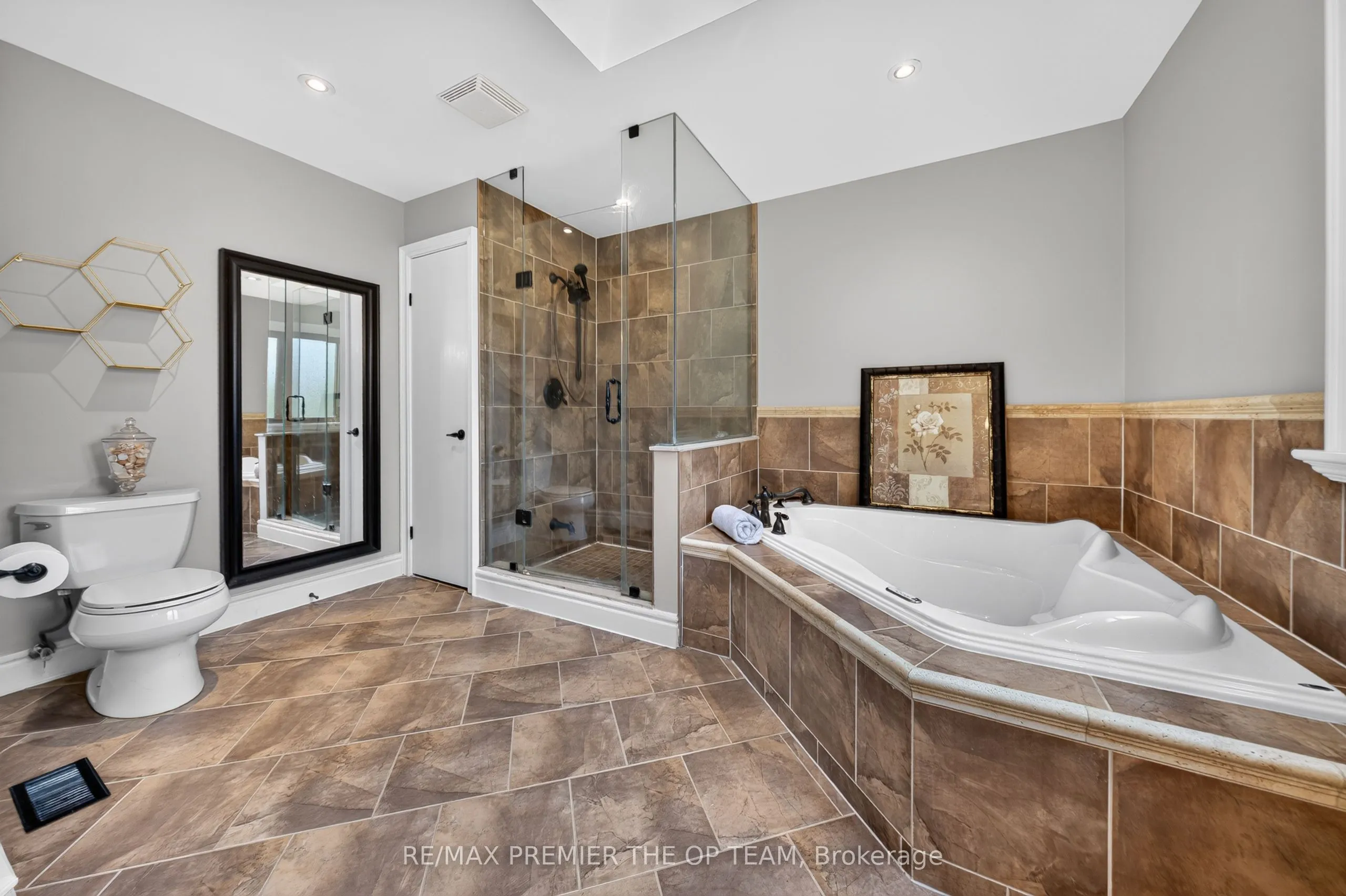 155 Dianawood Ridge