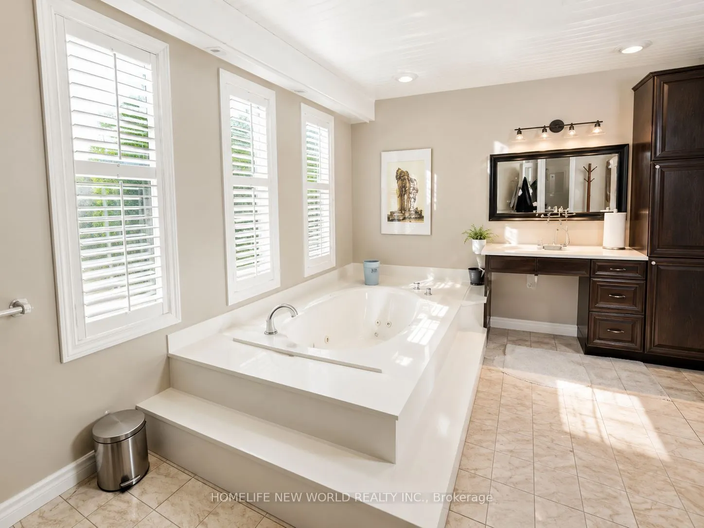 5 Vanwood Road