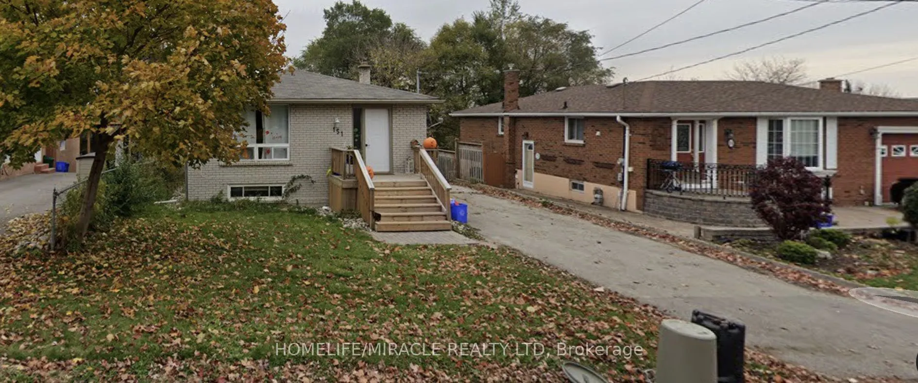 151 Collings Avenue