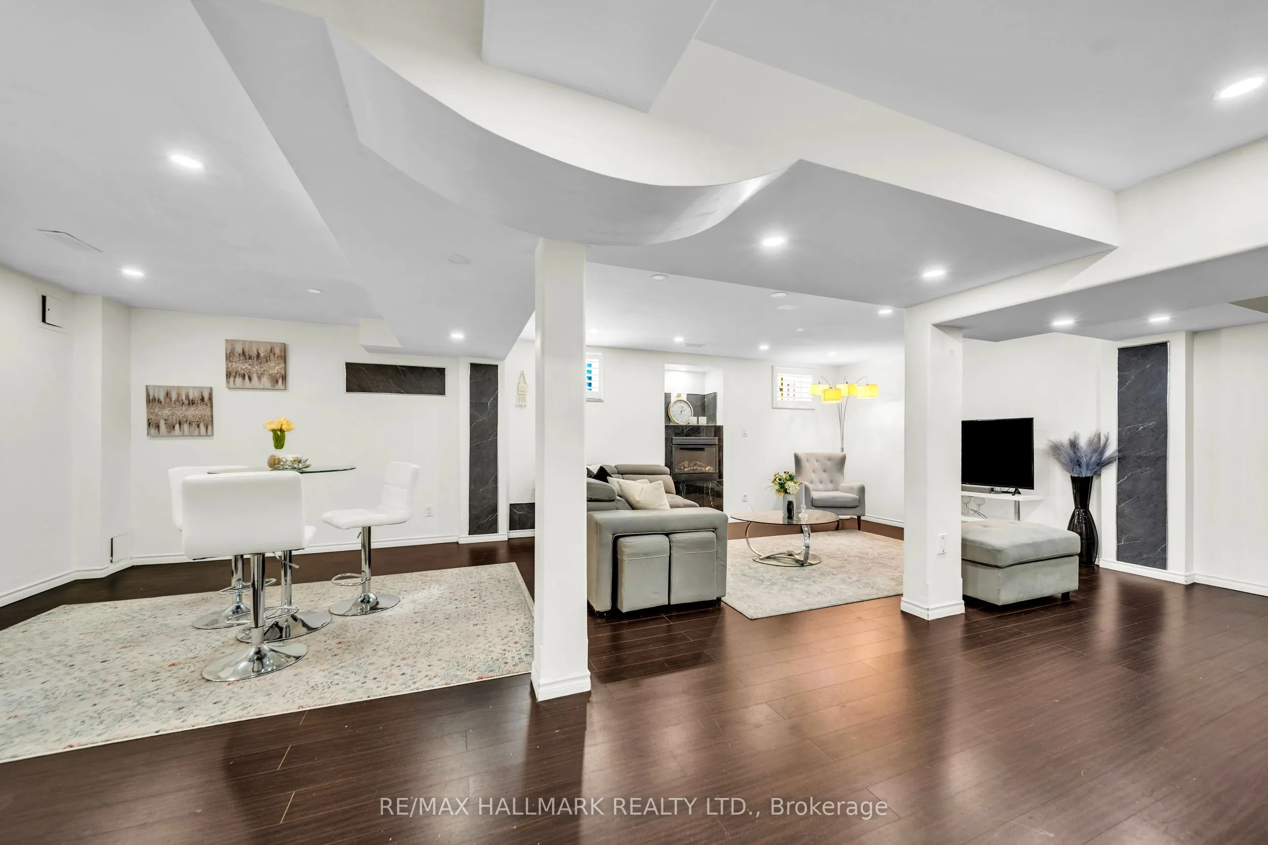 614 Society Crescent