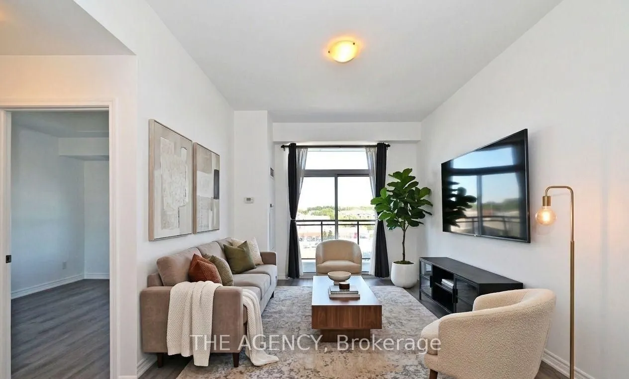 11611 Yonge Street #809