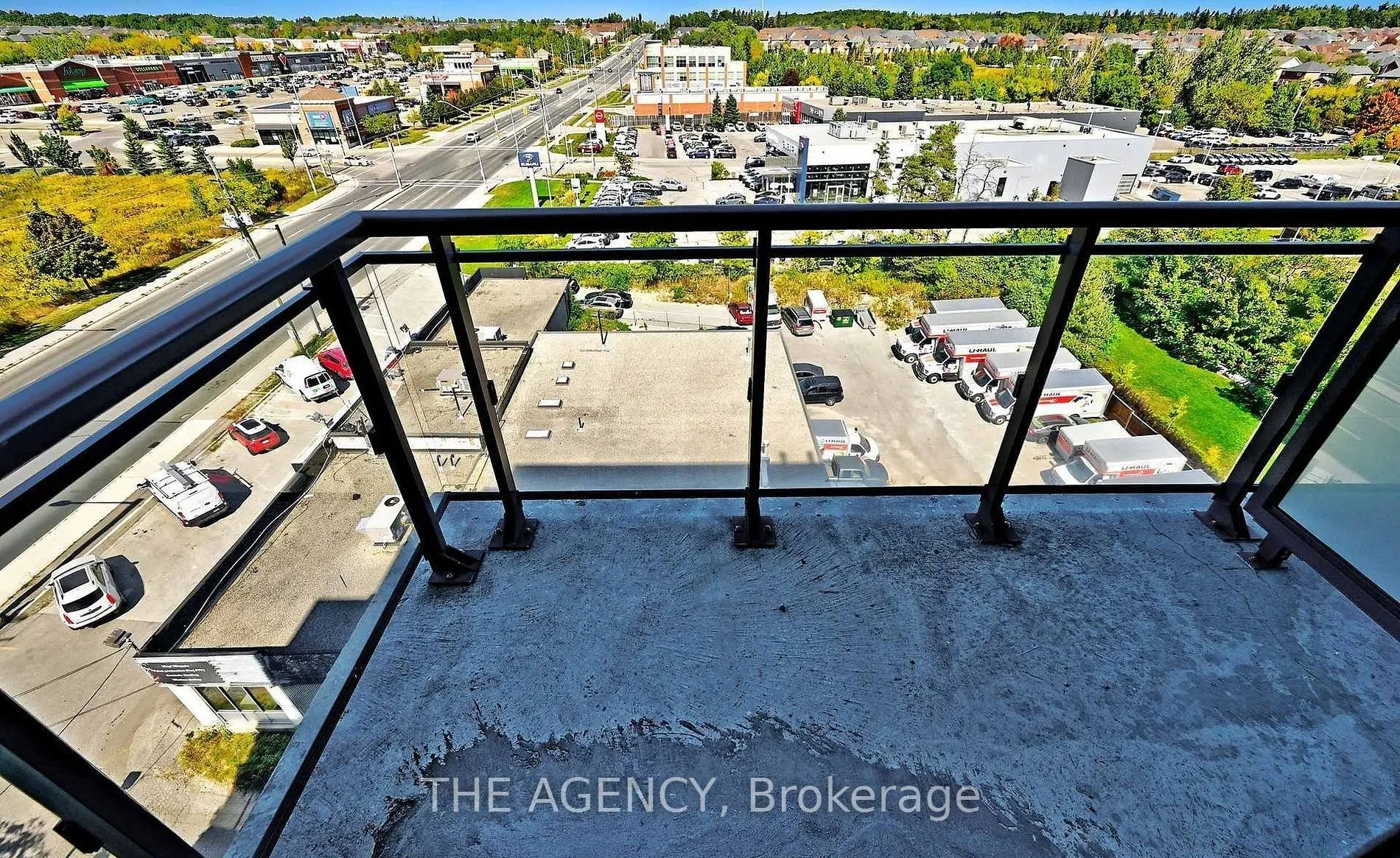 11611 Yonge Street #809