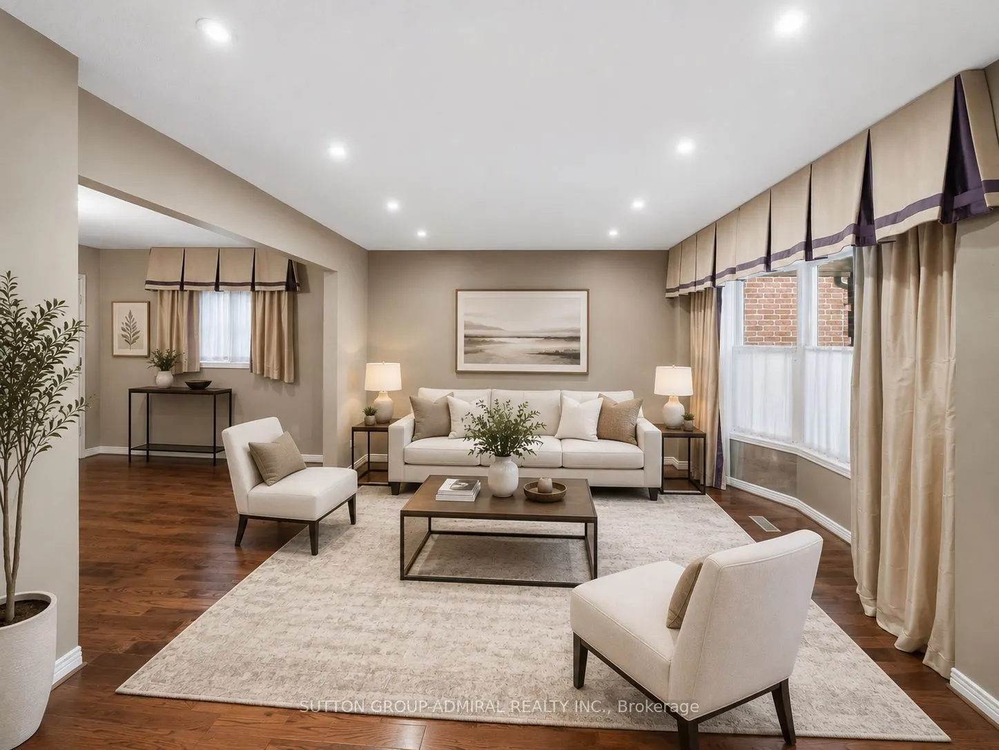 19 Jessica Gardens