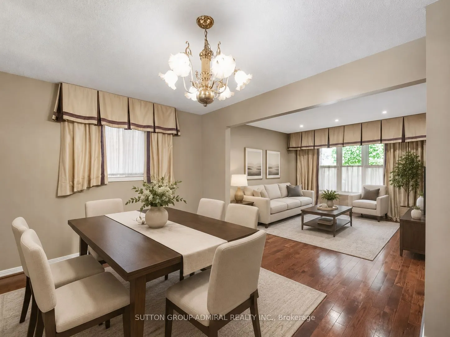 19 Jessica Gardens