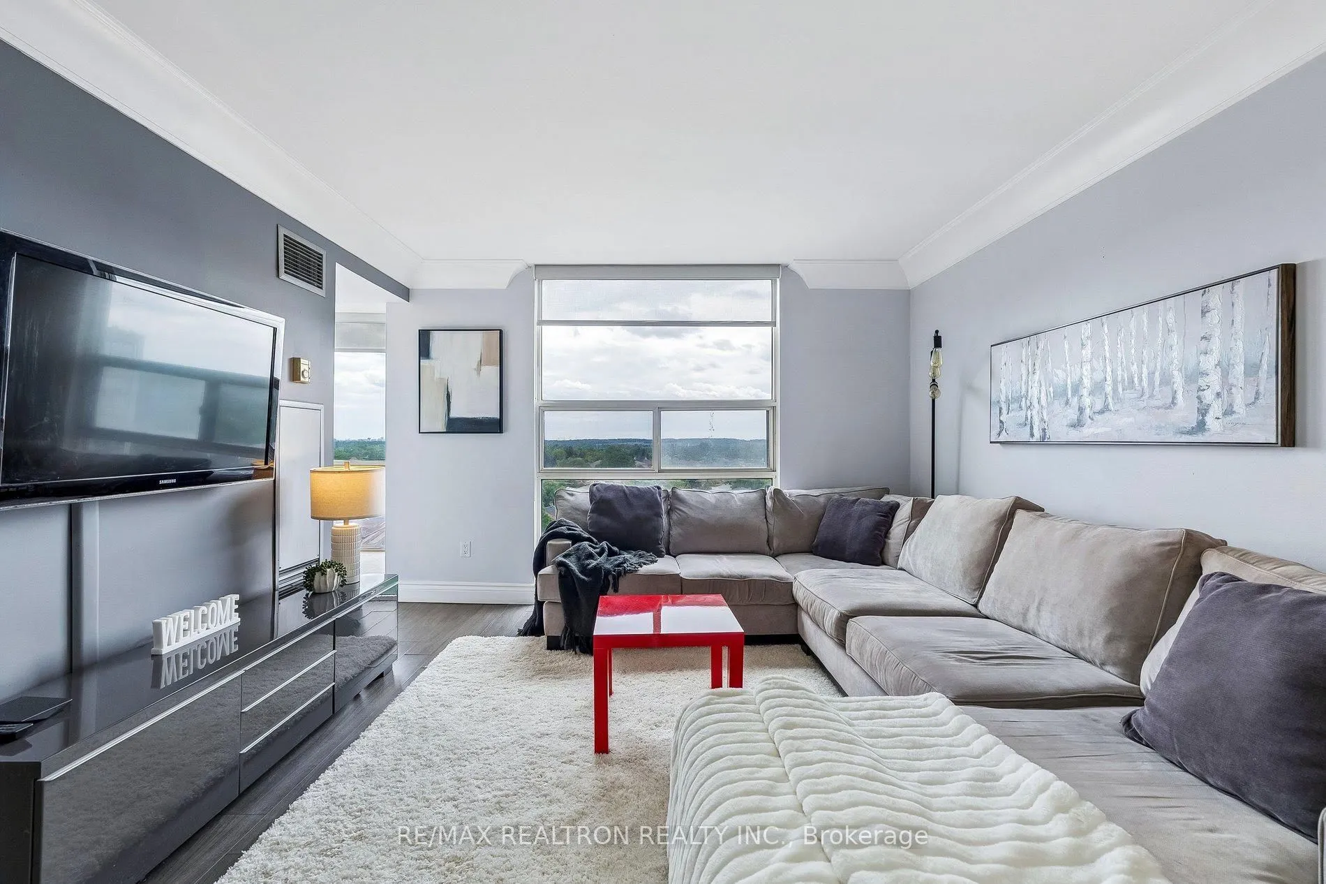 30 Harding Boulevard W #1111