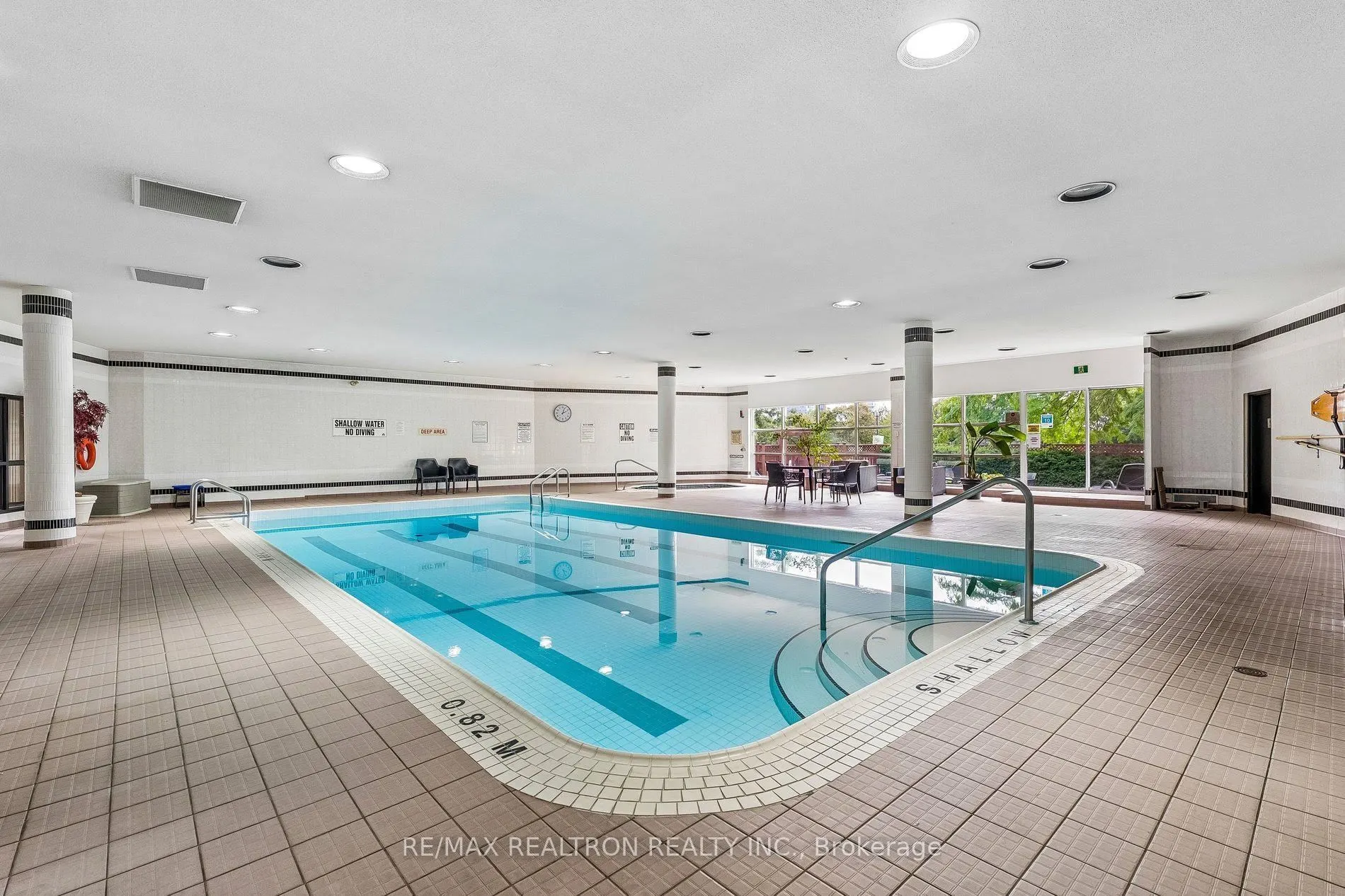 30 Harding Boulevard W #1111