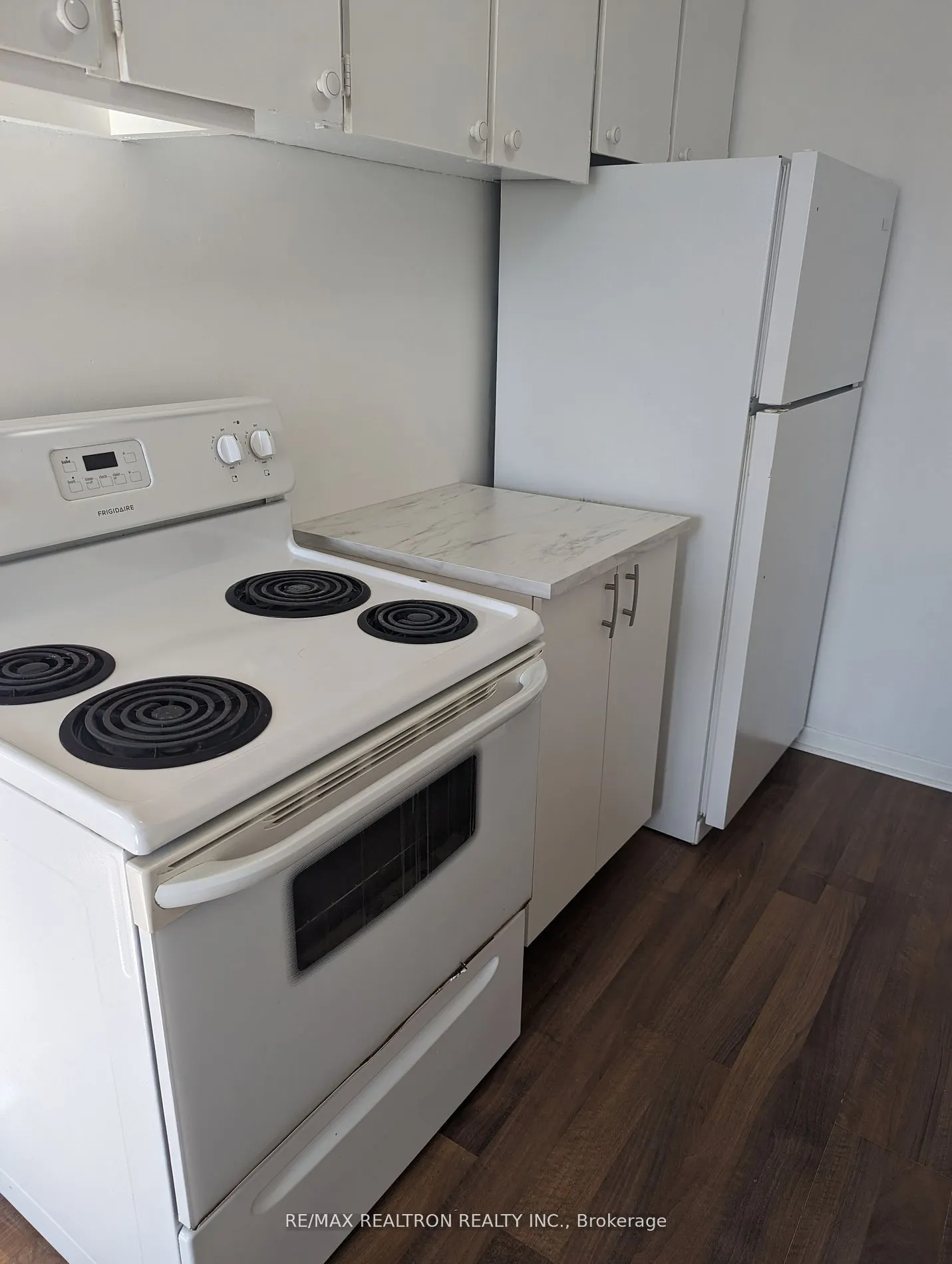 41 Huron Heights Drive #16