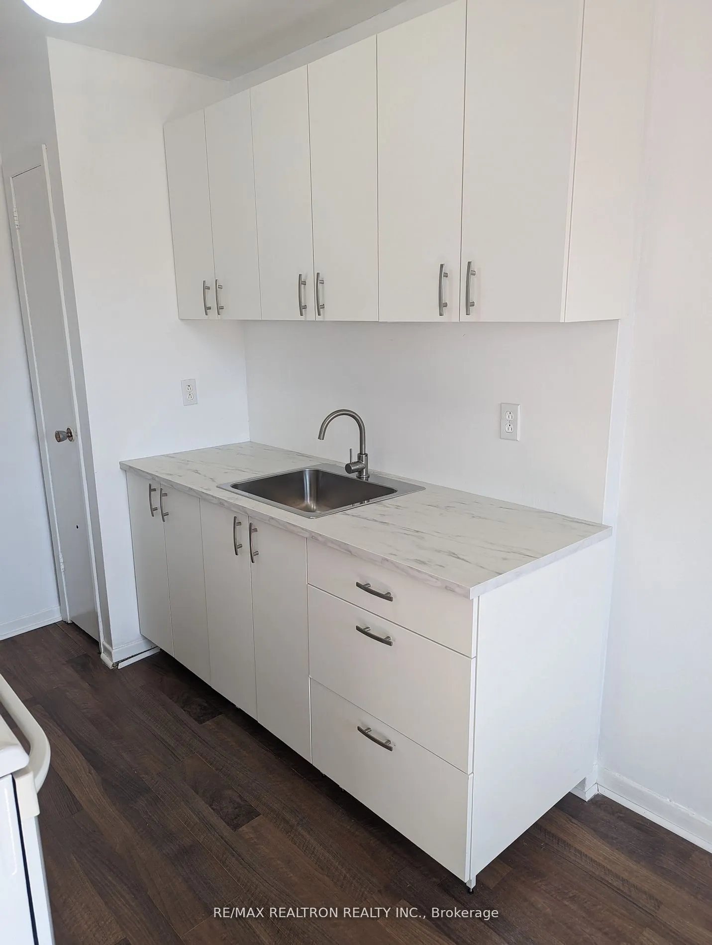 41 Huron Heights Drive #16