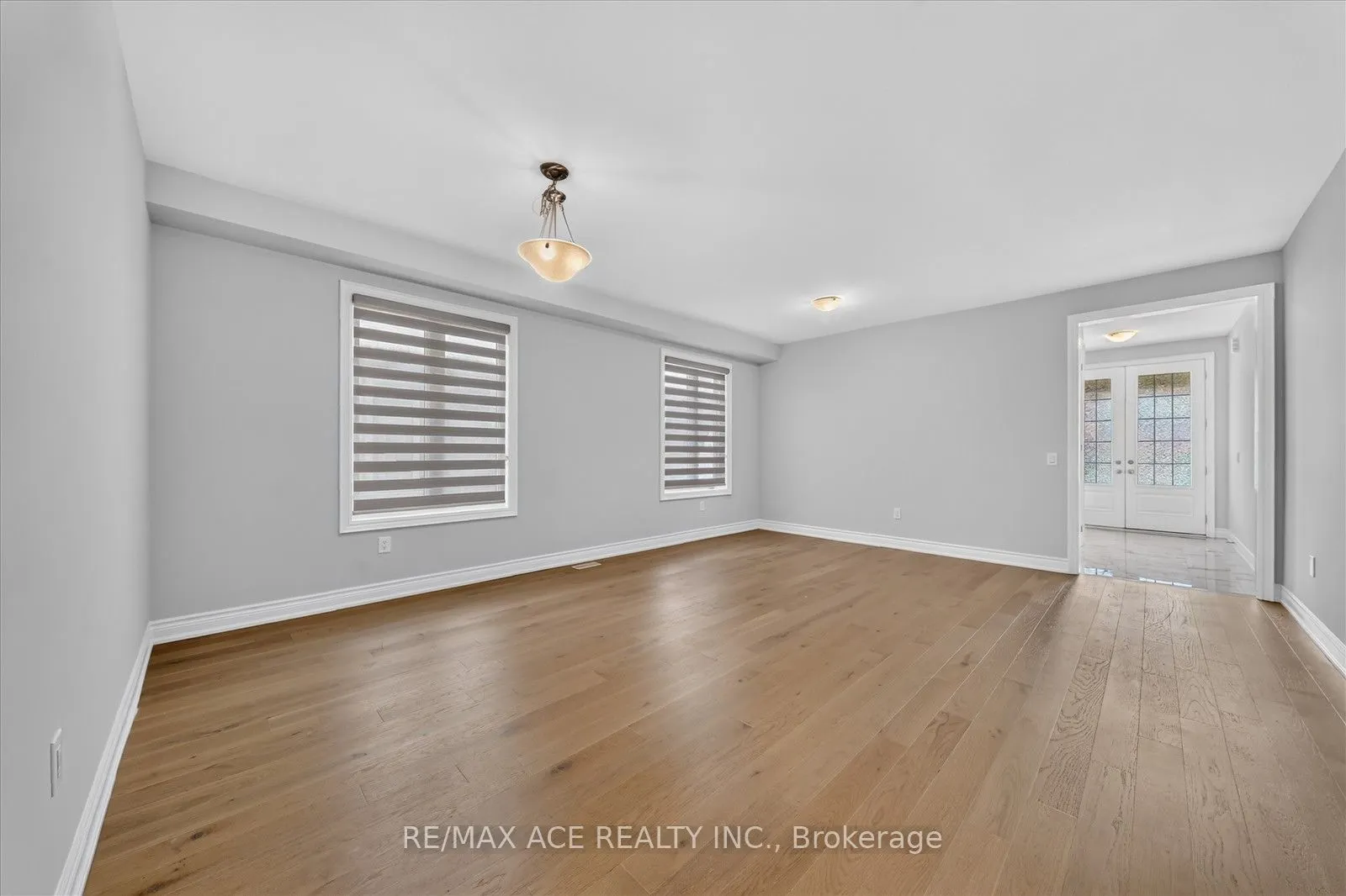 10 Hitching Post Road