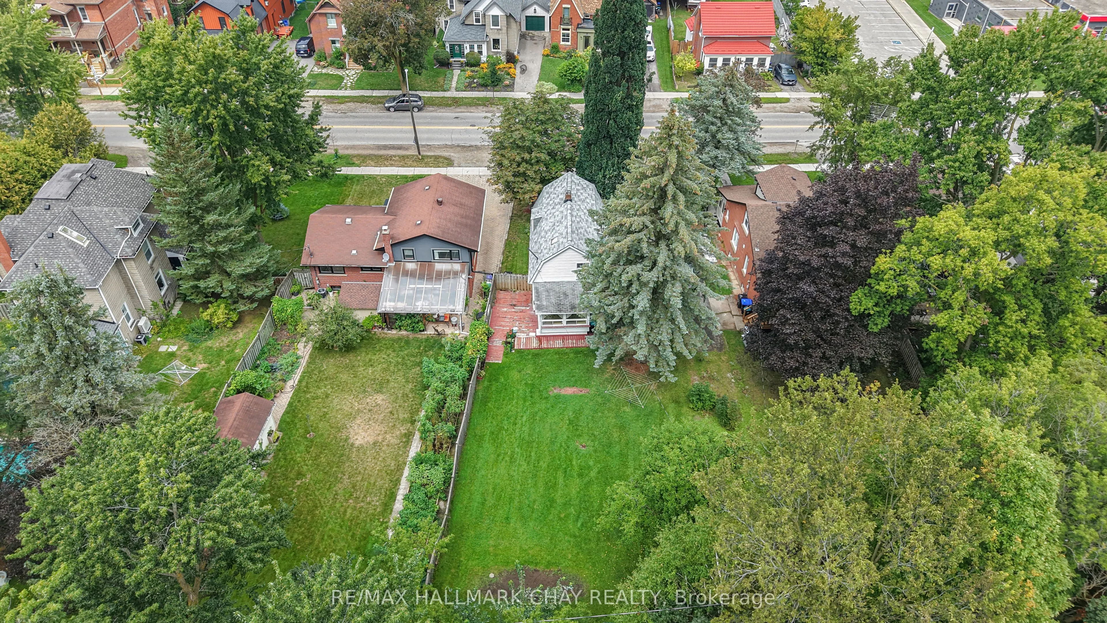 41 Mill Street E