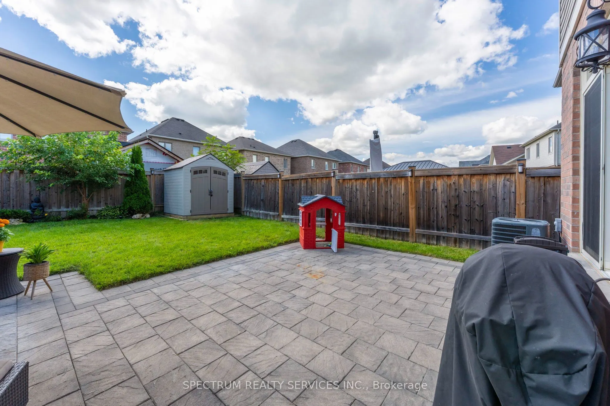 69 Strachan Trail