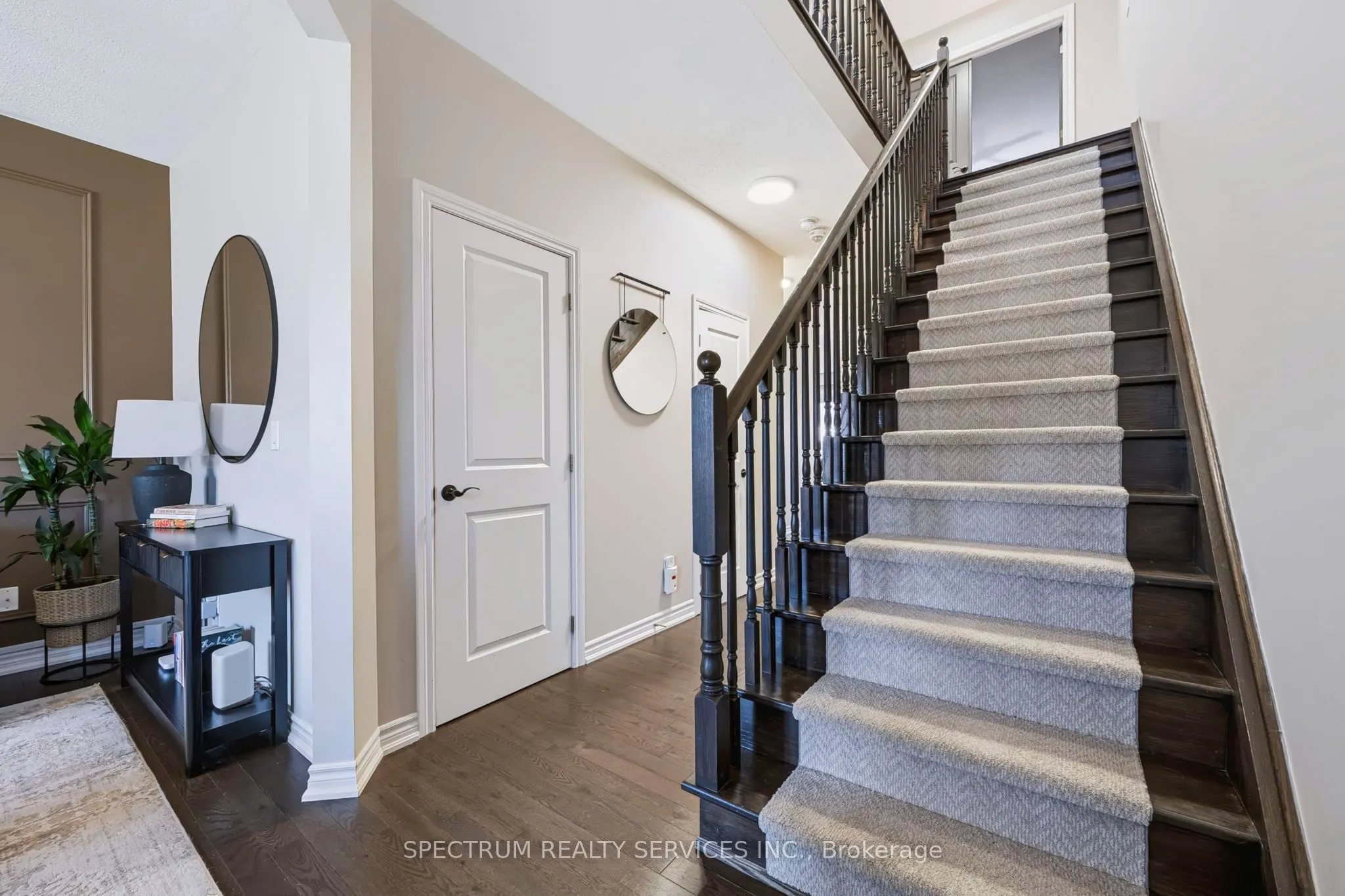 69 Strachan Trail