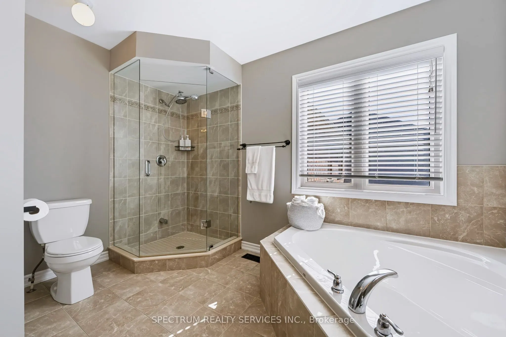 69 Strachan Trail