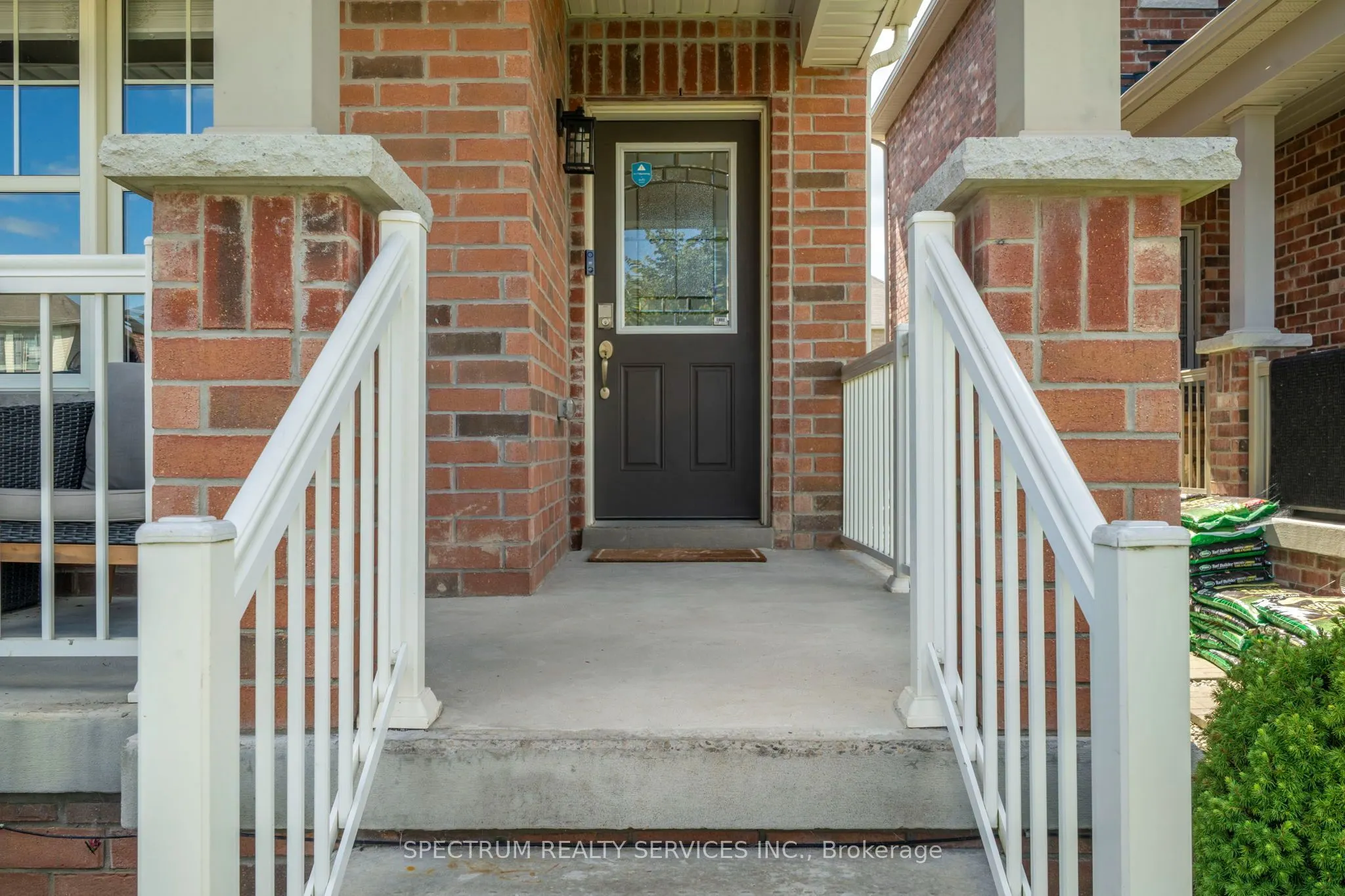 69 Strachan Trail