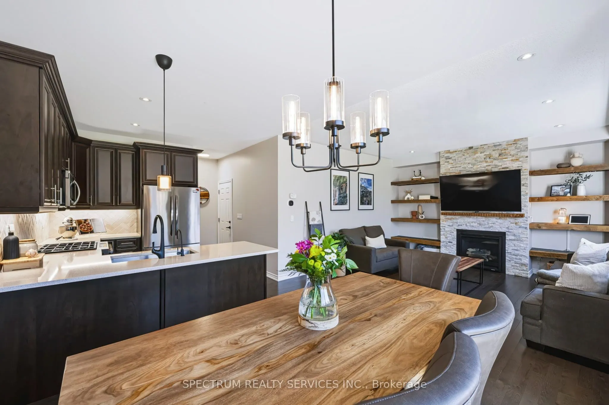 69 Strachan Trail