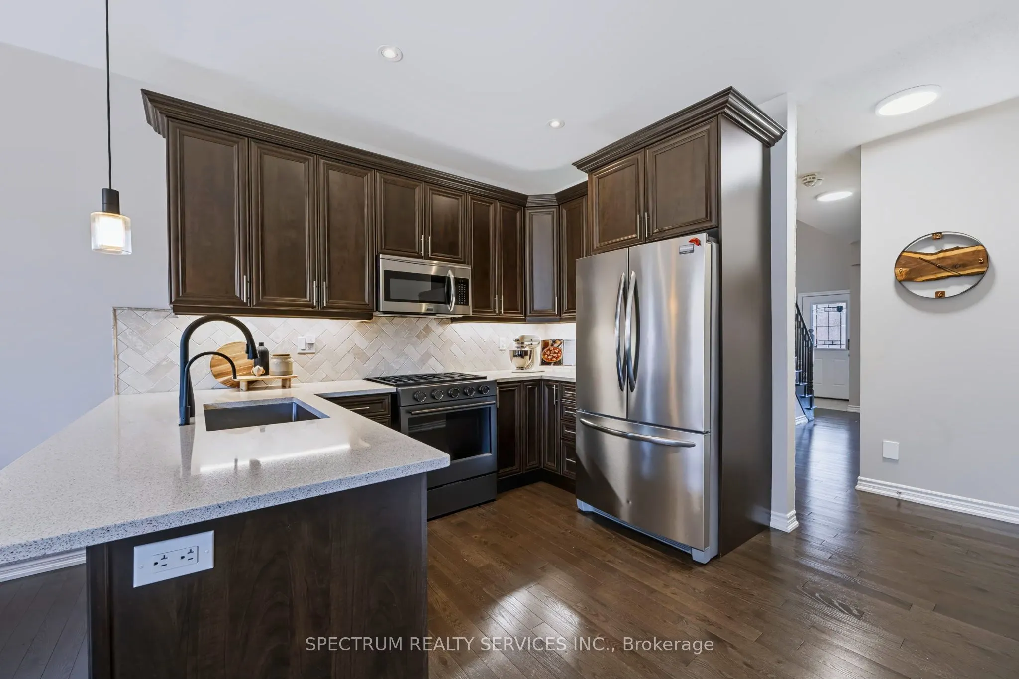 69 Strachan Trail