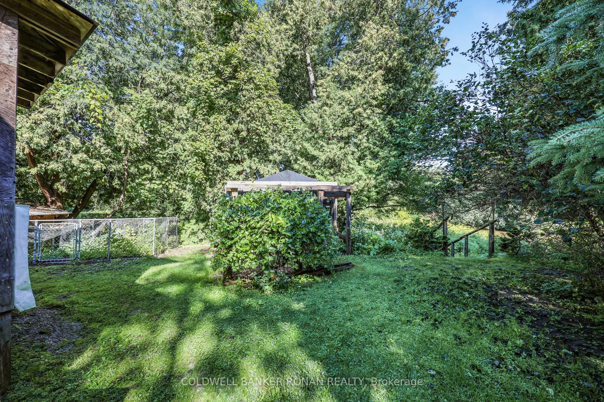 7602 25th Sideroad