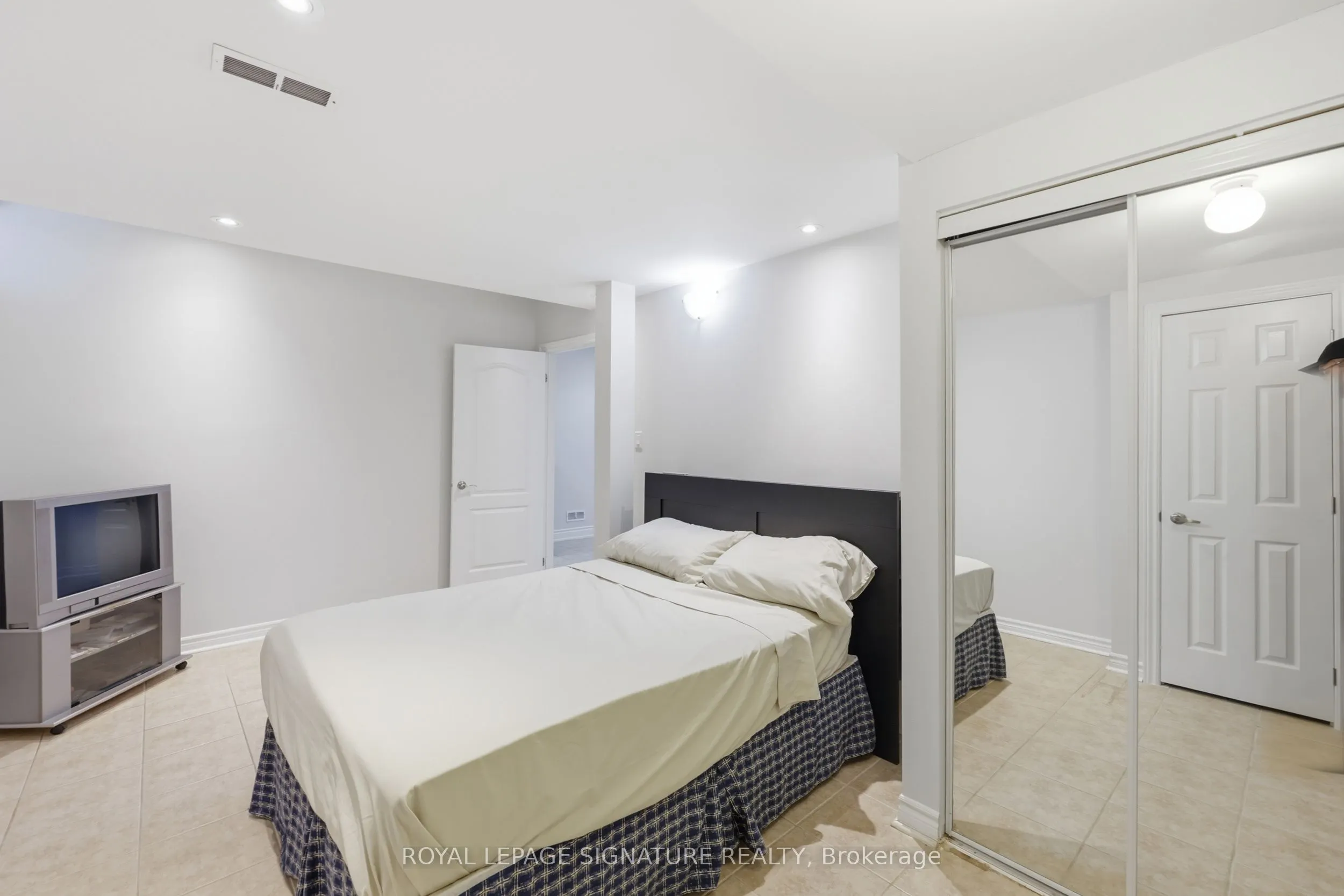 221 Peak Point Boulevard #Bsmt