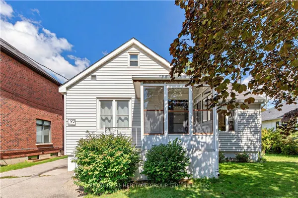 92 Kennedy Street E