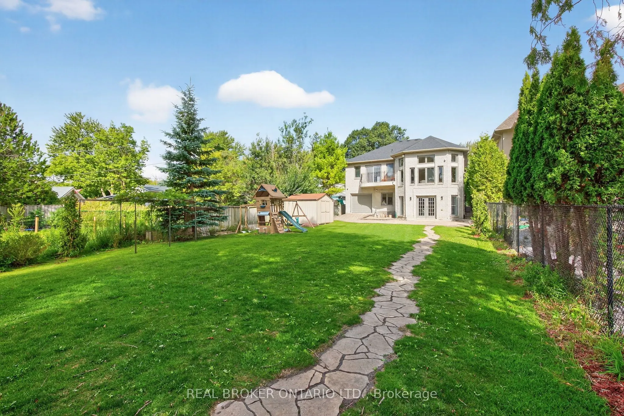 429 North Lake Road