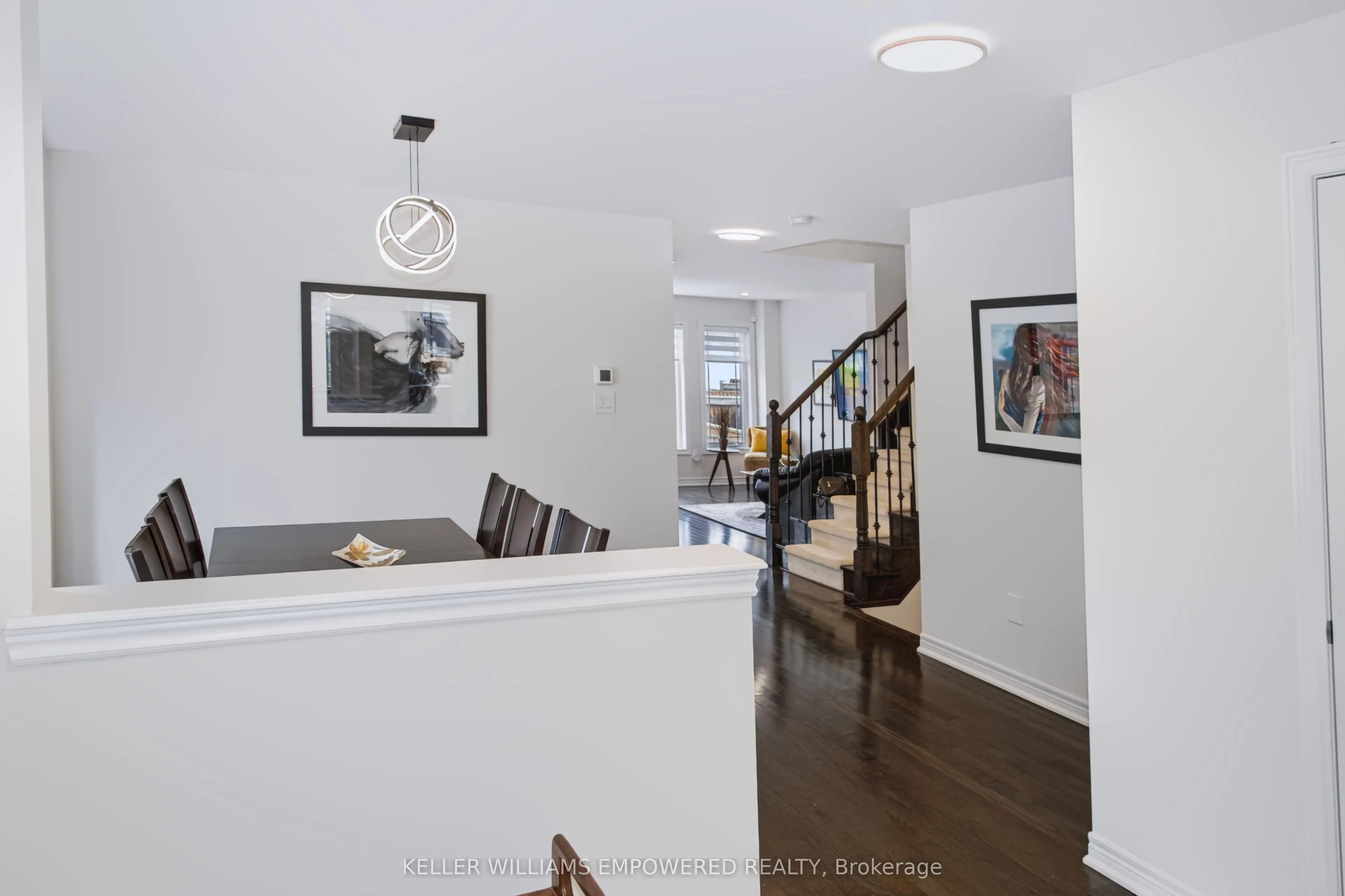 33 Winisk Street