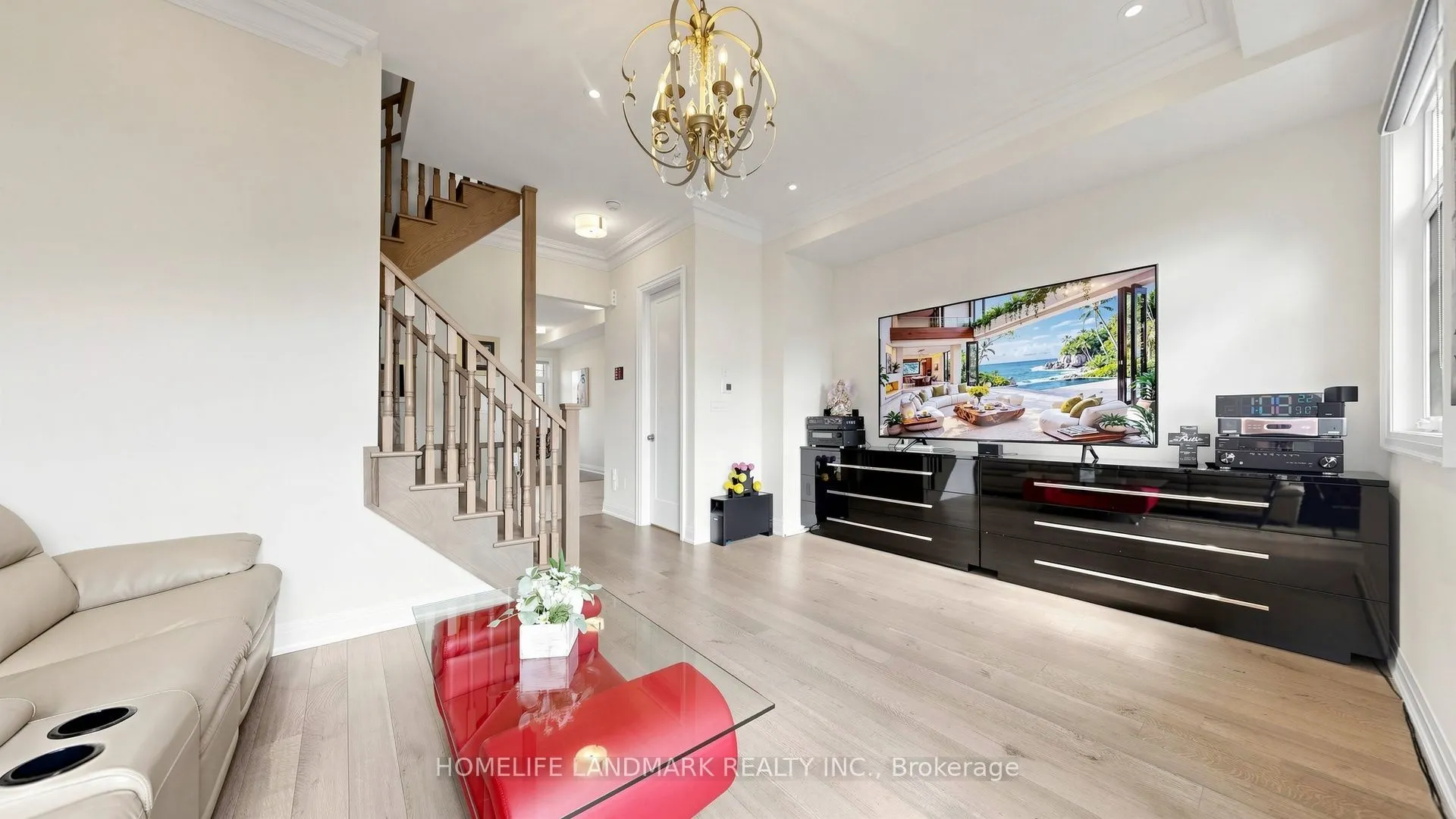 18 Gardenders Lane