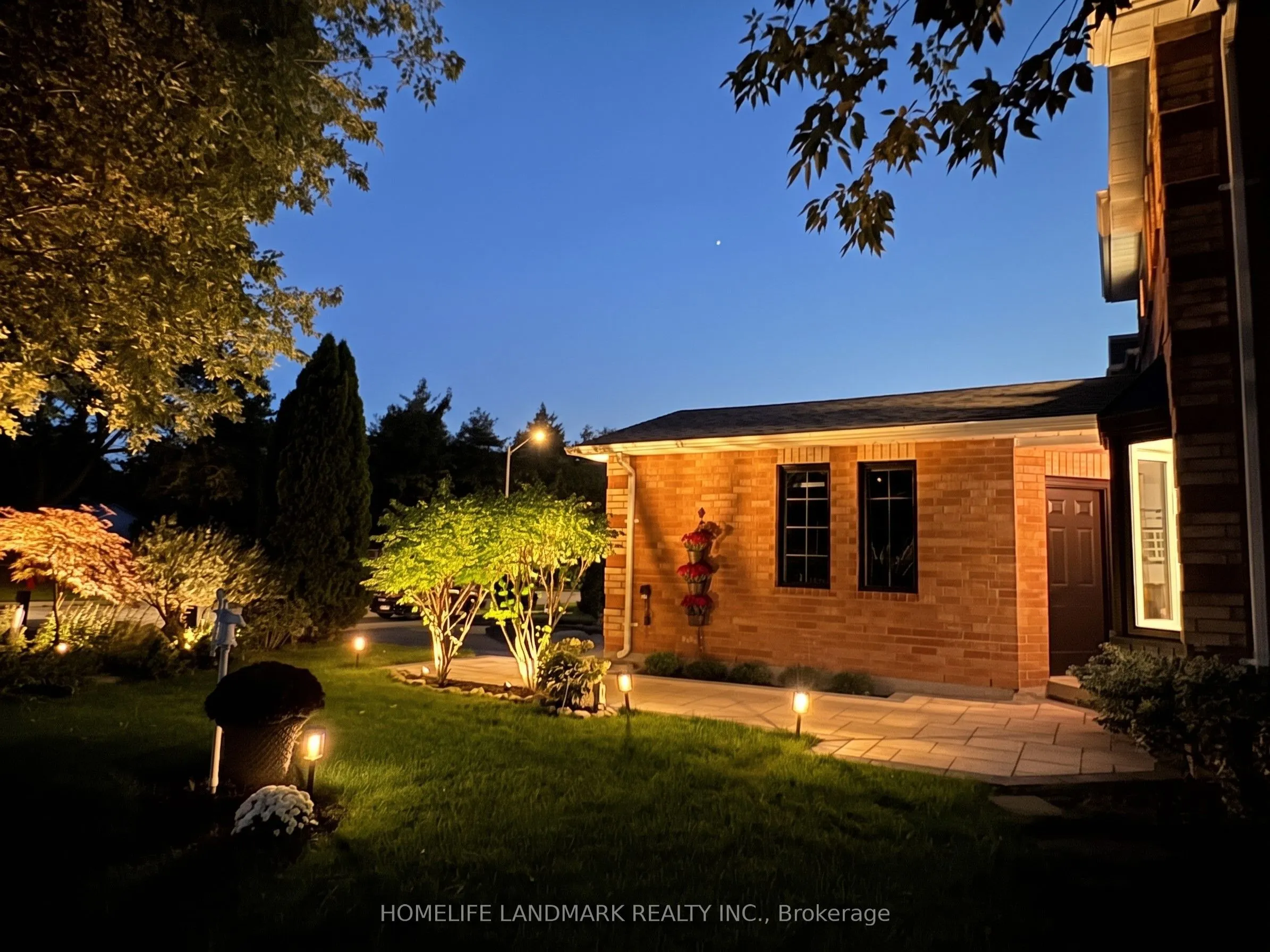 74 Dunsmore Crescent