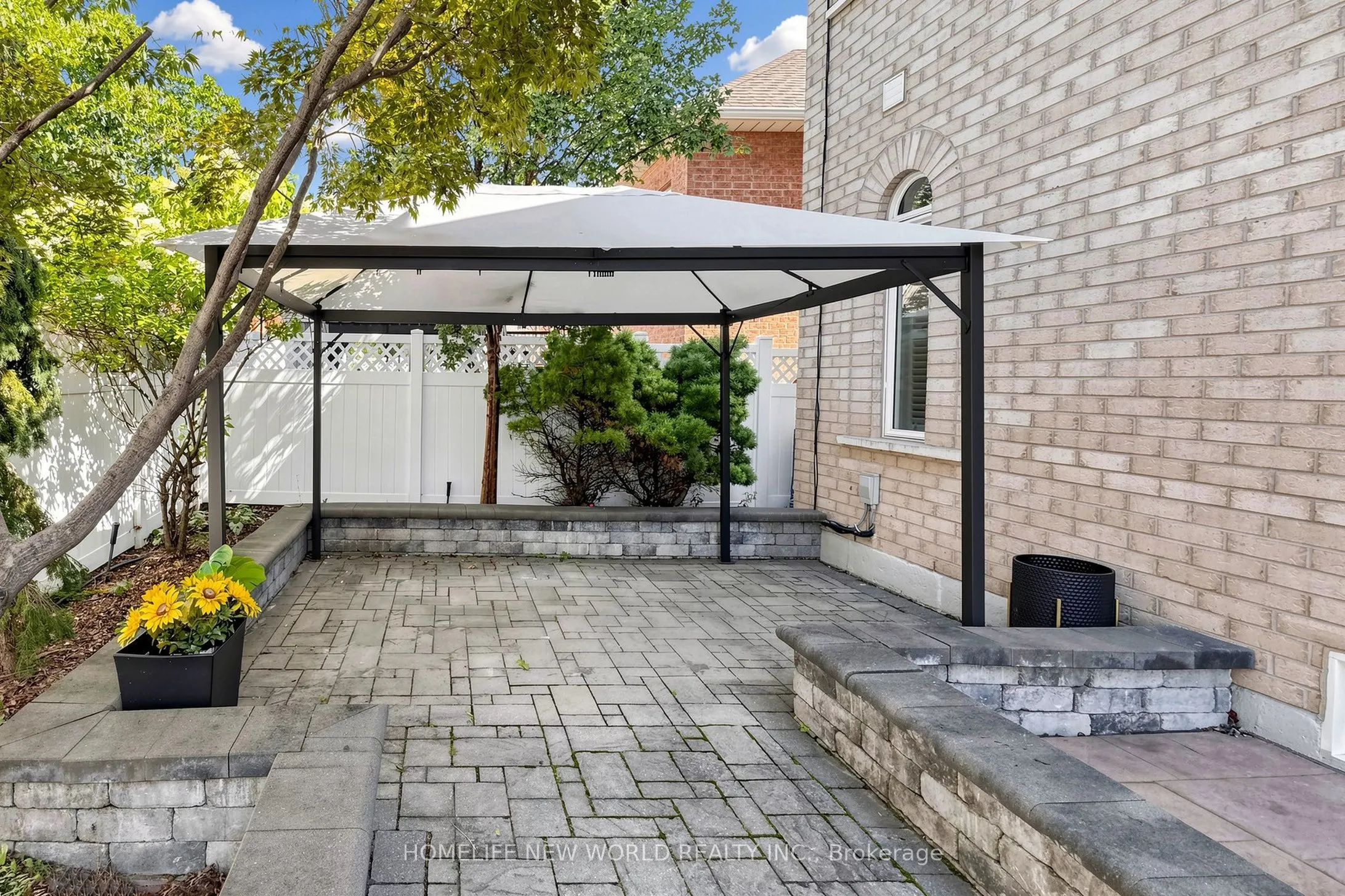 32 Casa Nova Drive