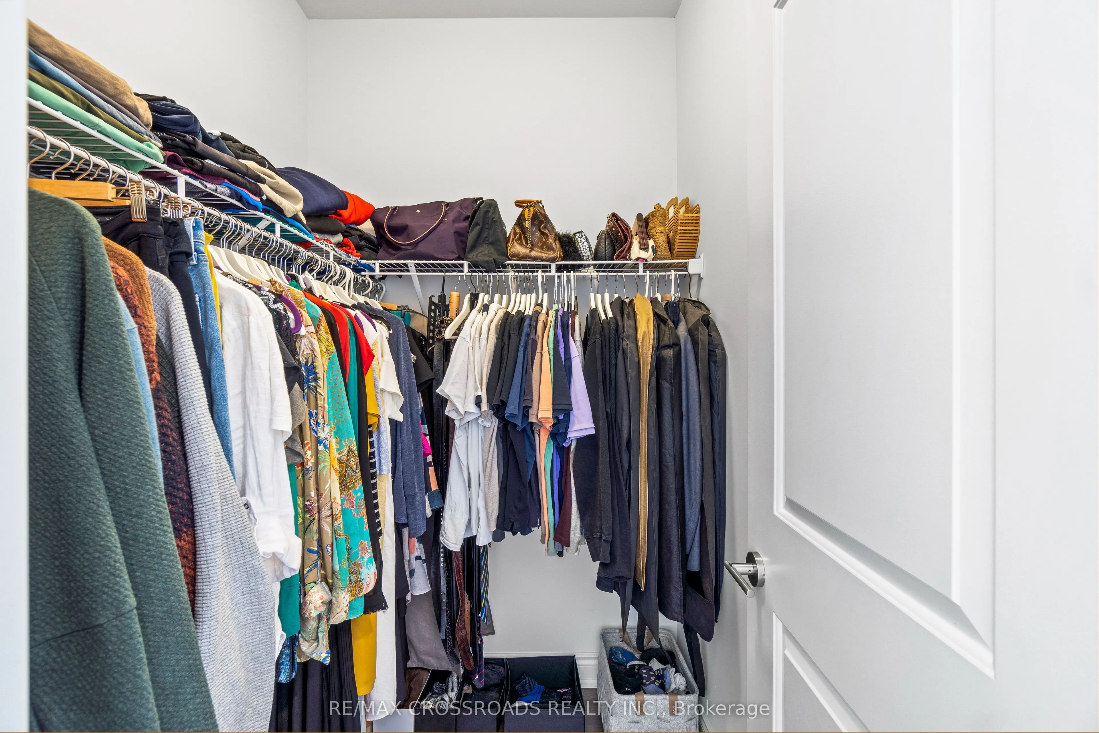 9618 Yonge Street #TH102