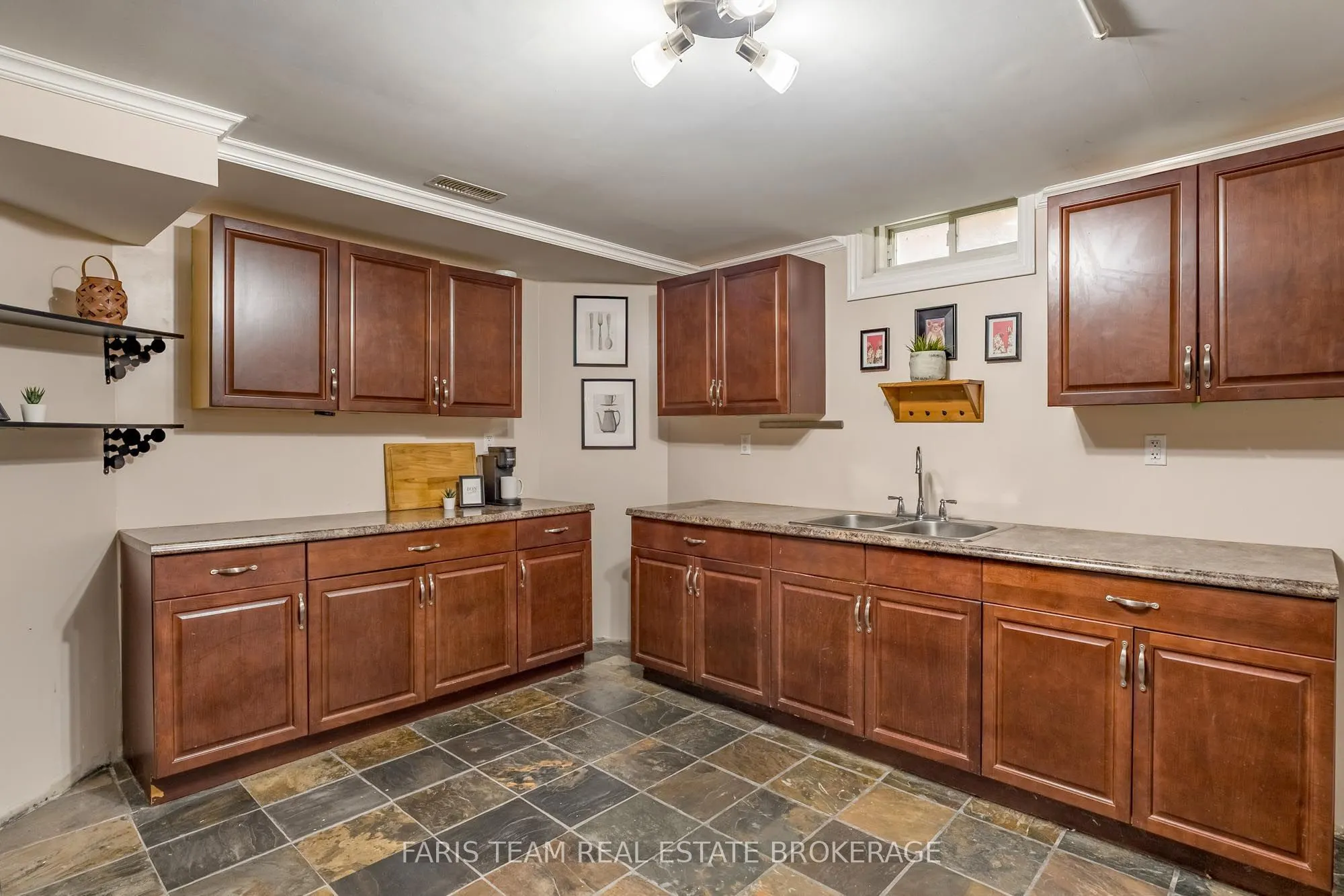 28 McCurdy Drive