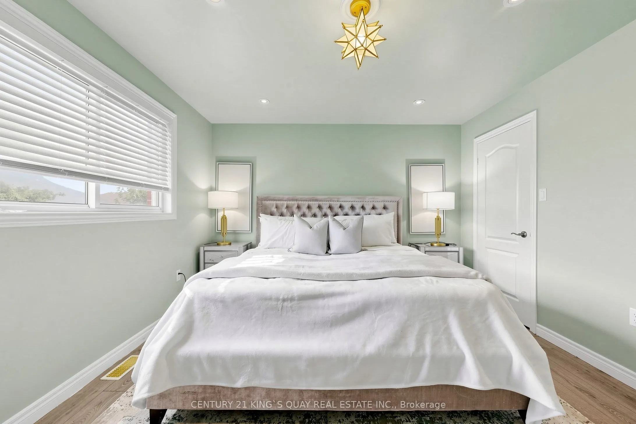 20 Kerfoot Crescent