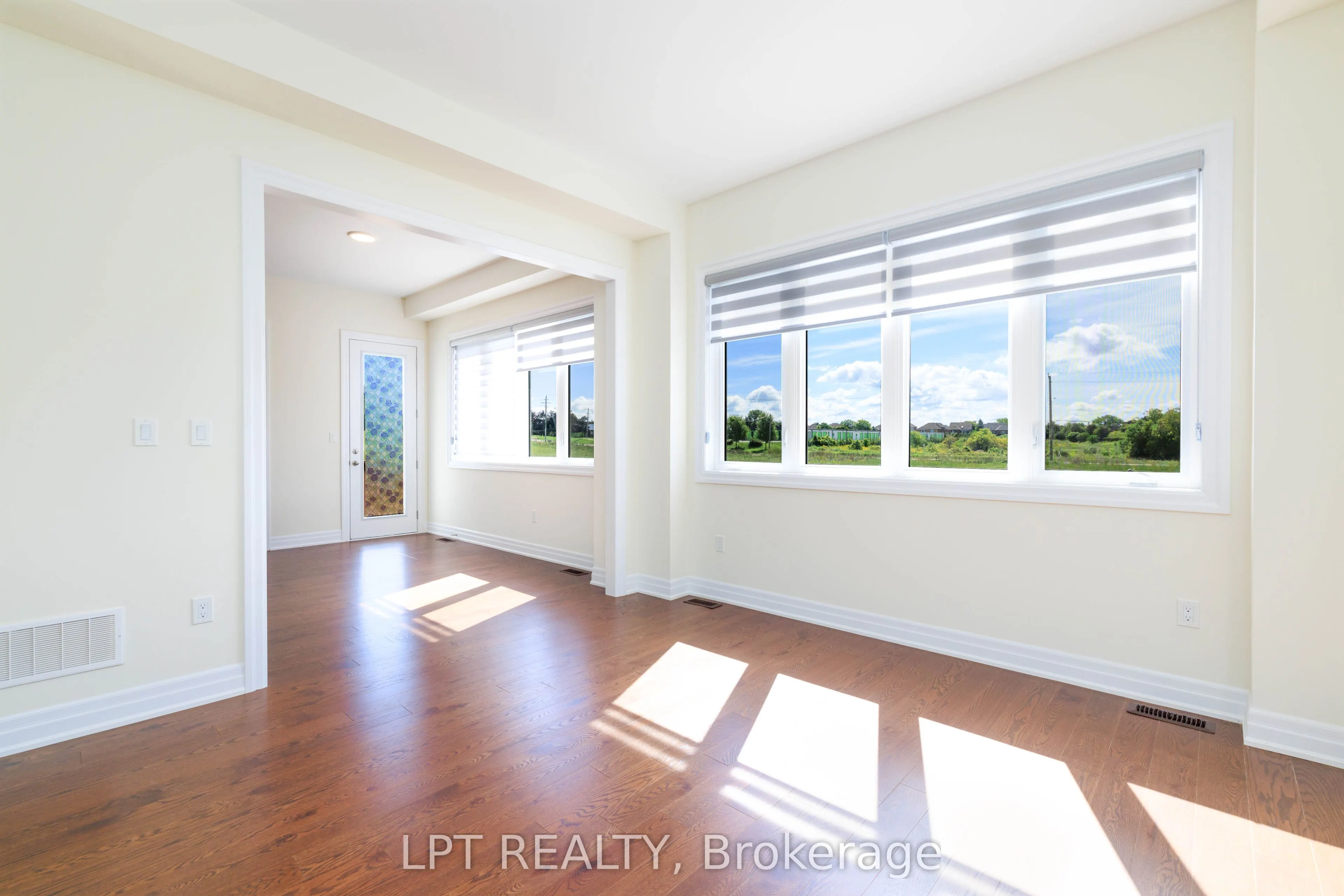 32 Max Bulmer Court