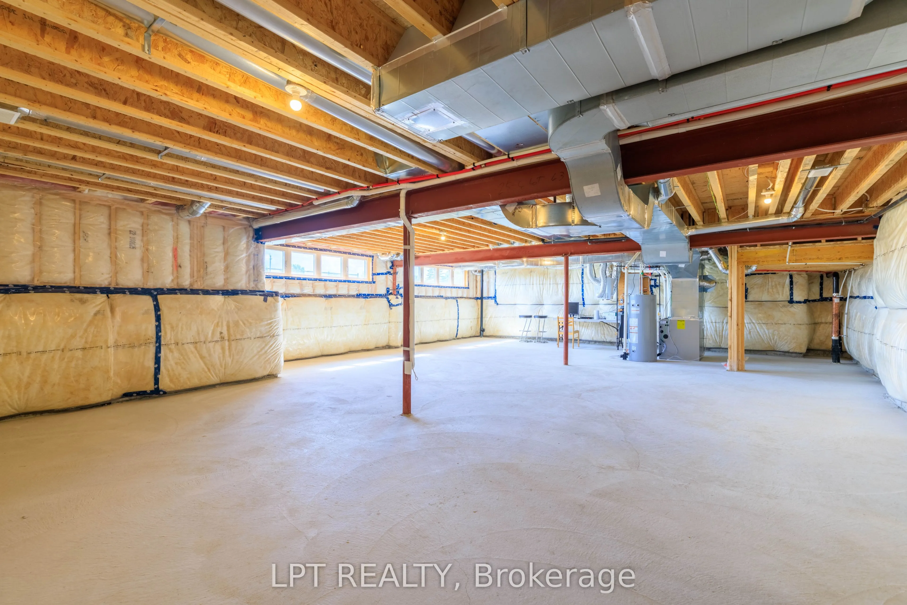 32 Max Bulmer Court