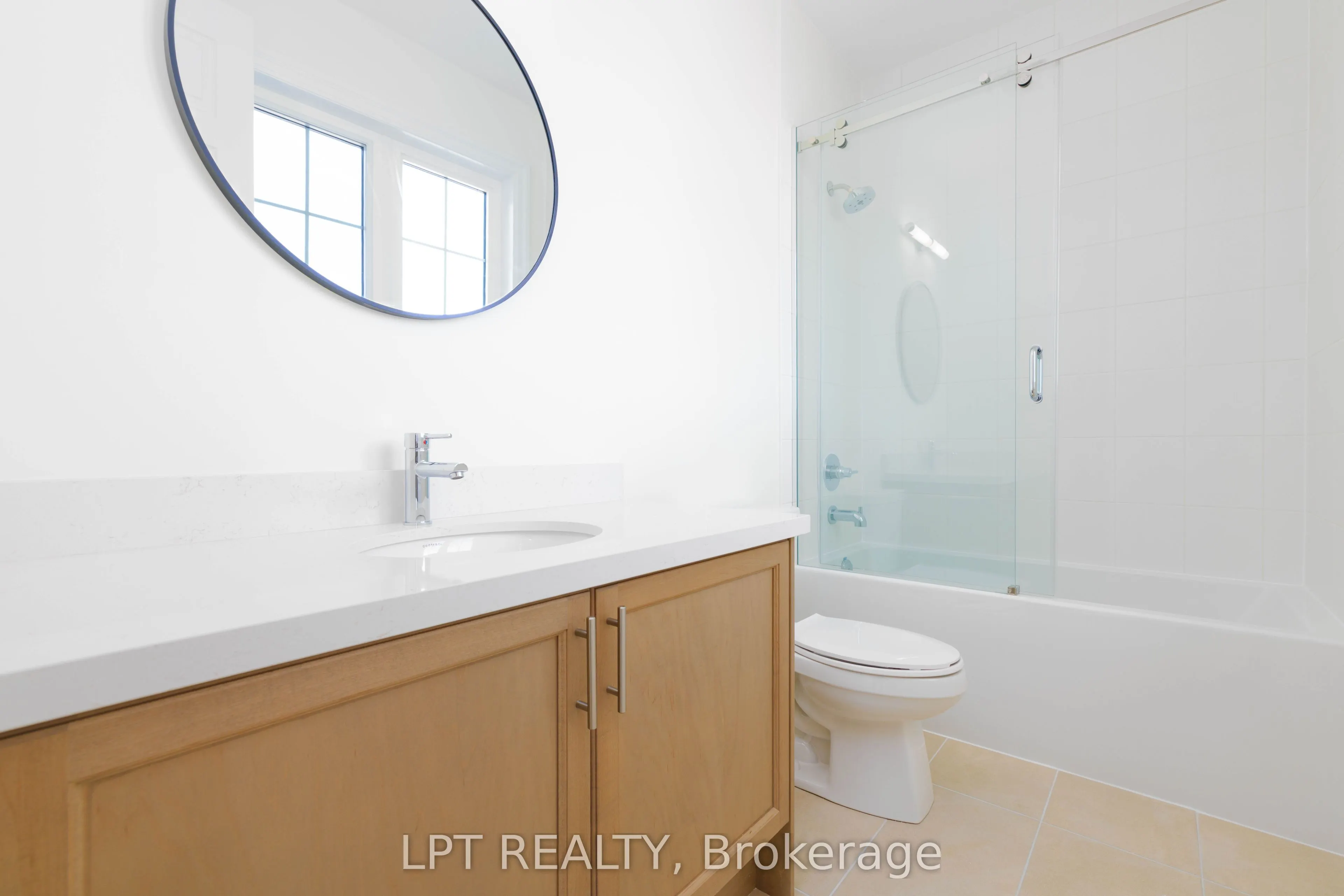 32 Max Bulmer Court