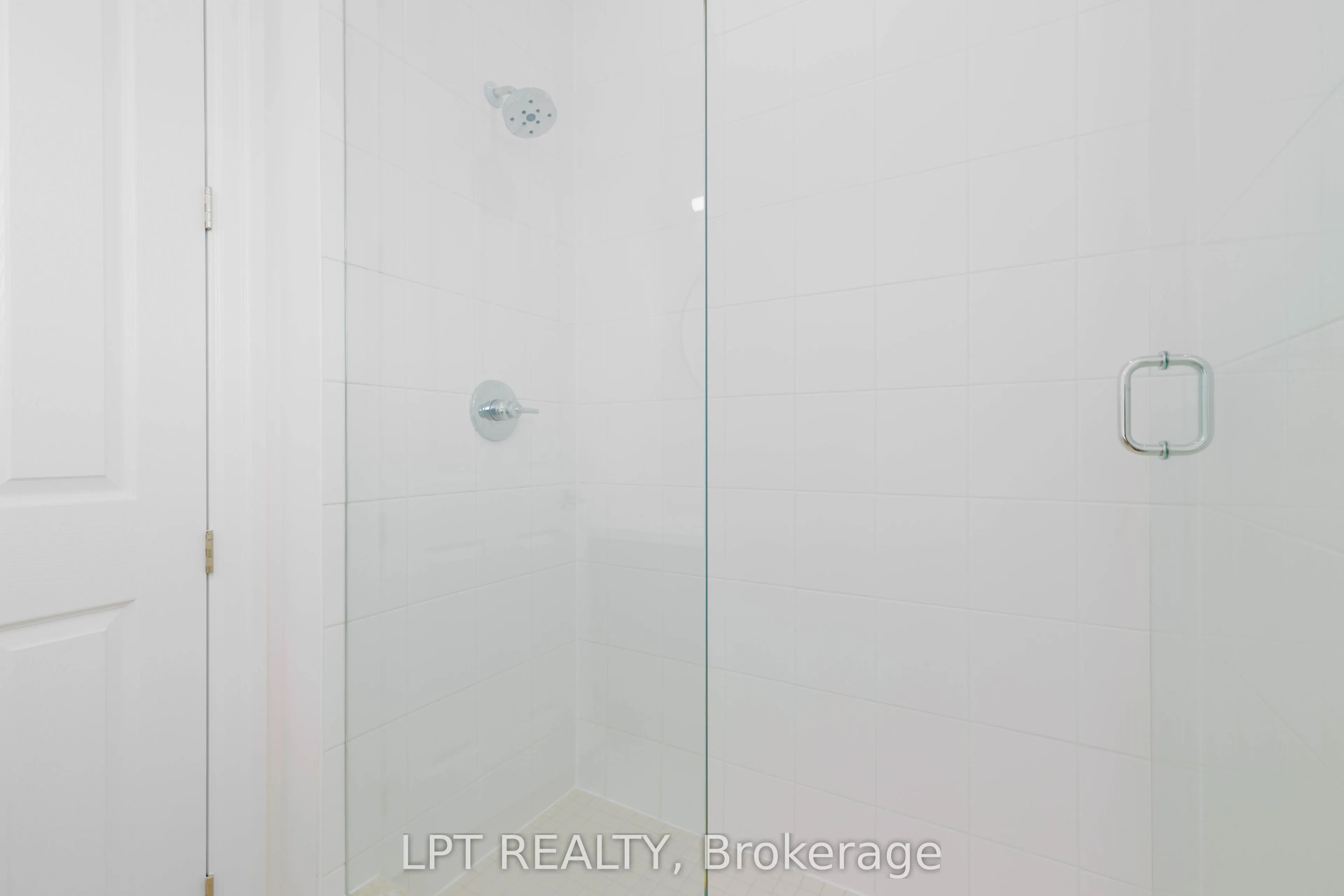 32 Max Bulmer Court