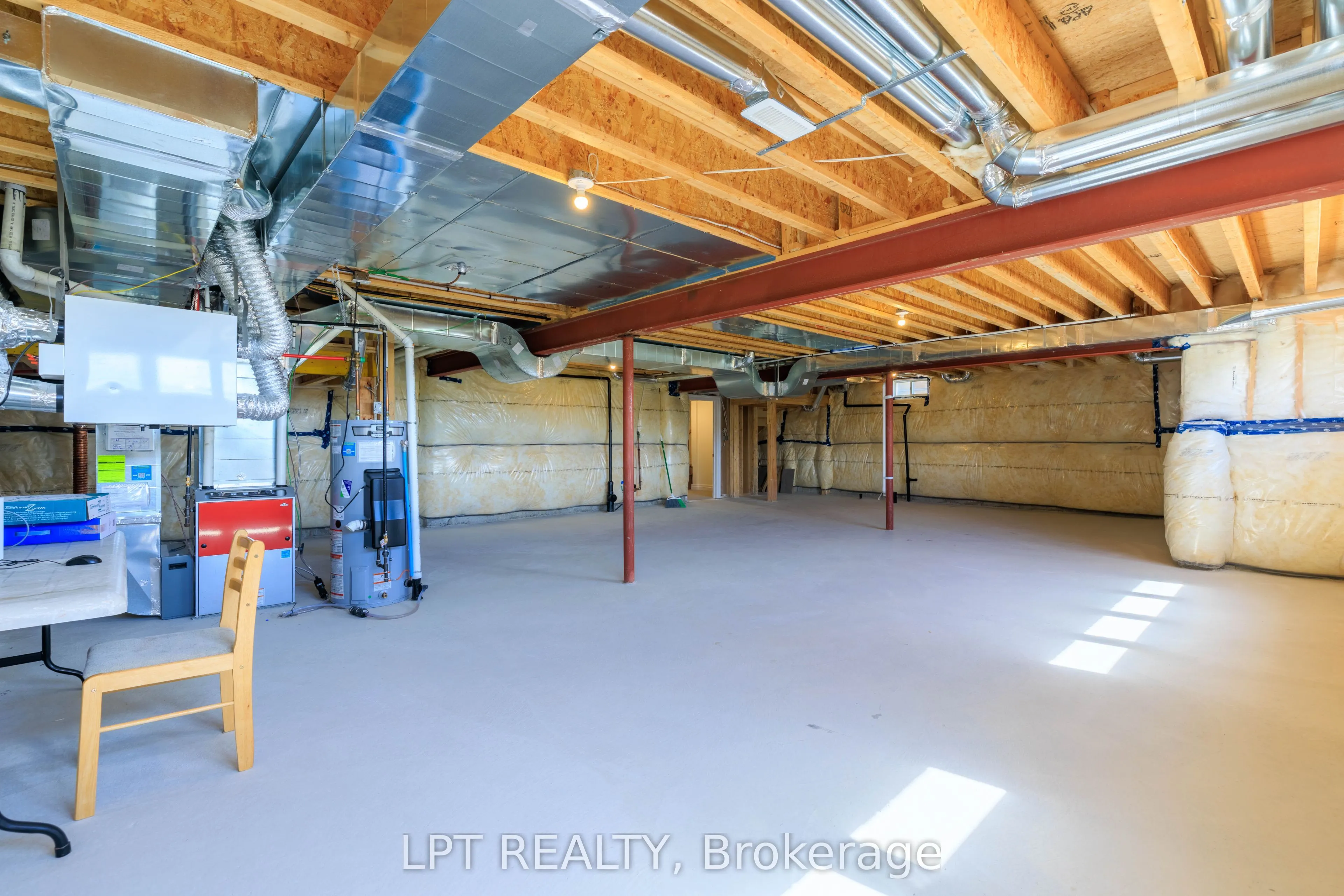 32 Max Bulmer Court
