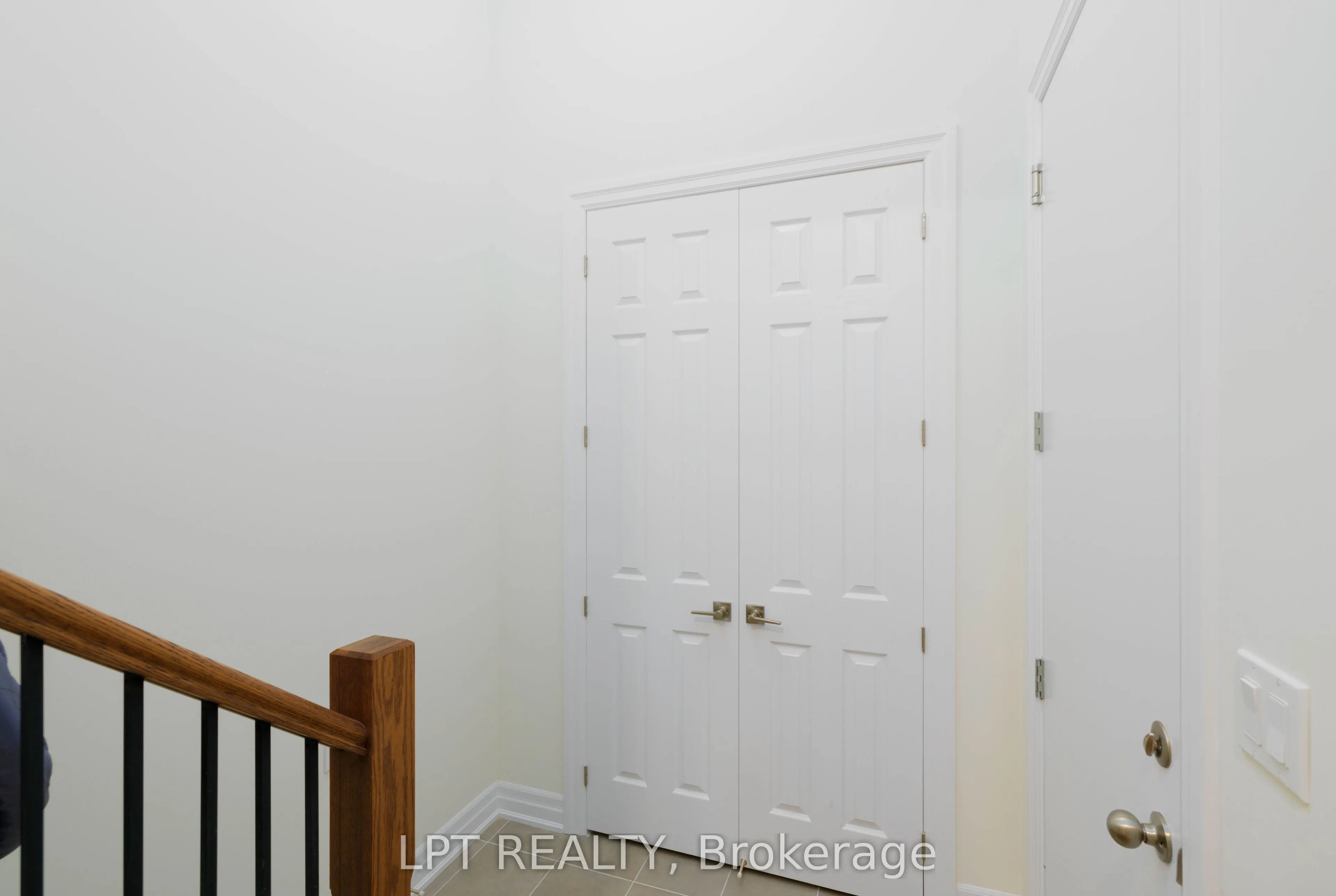 32 Max Bulmer Court