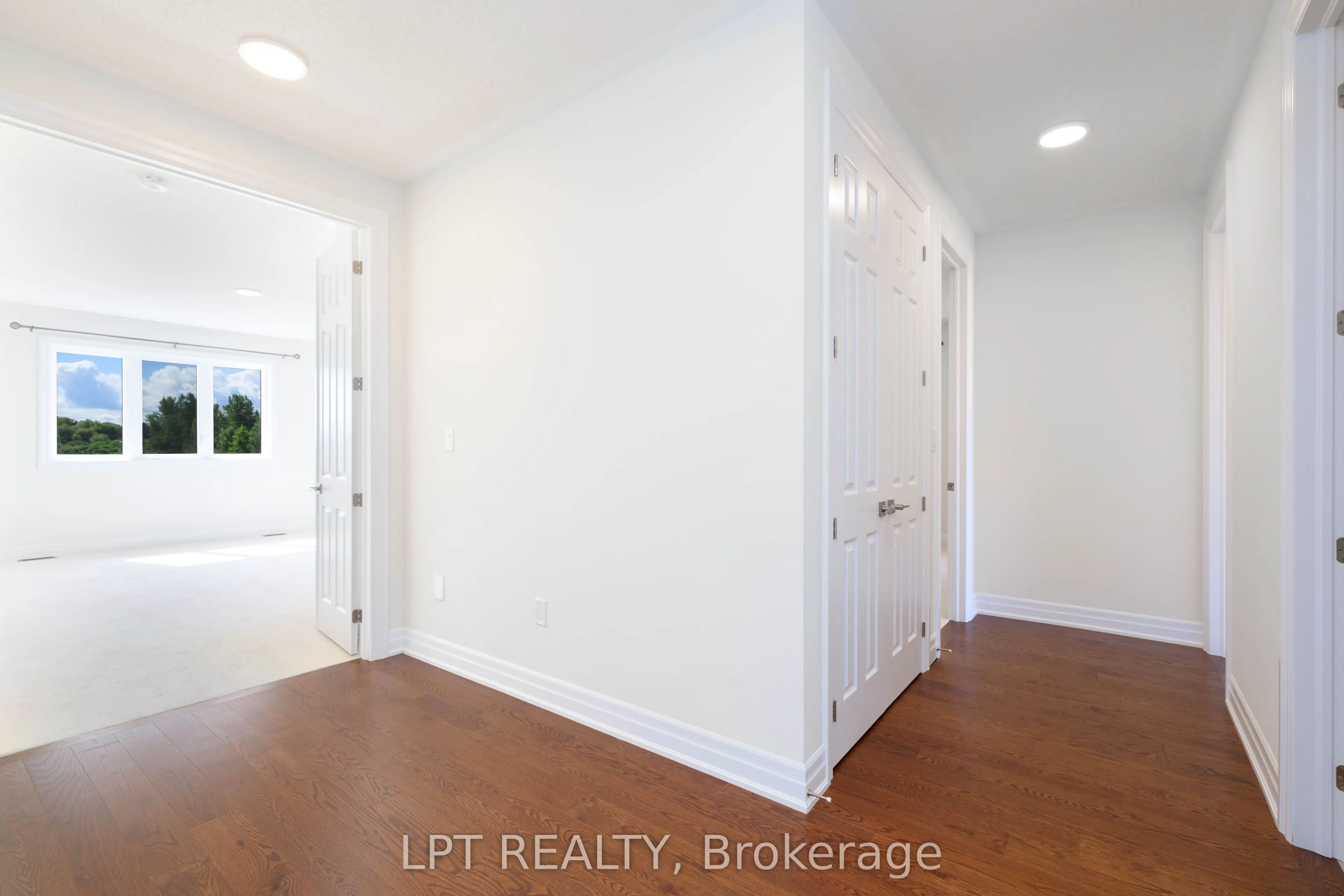 32 Max Bulmer Court