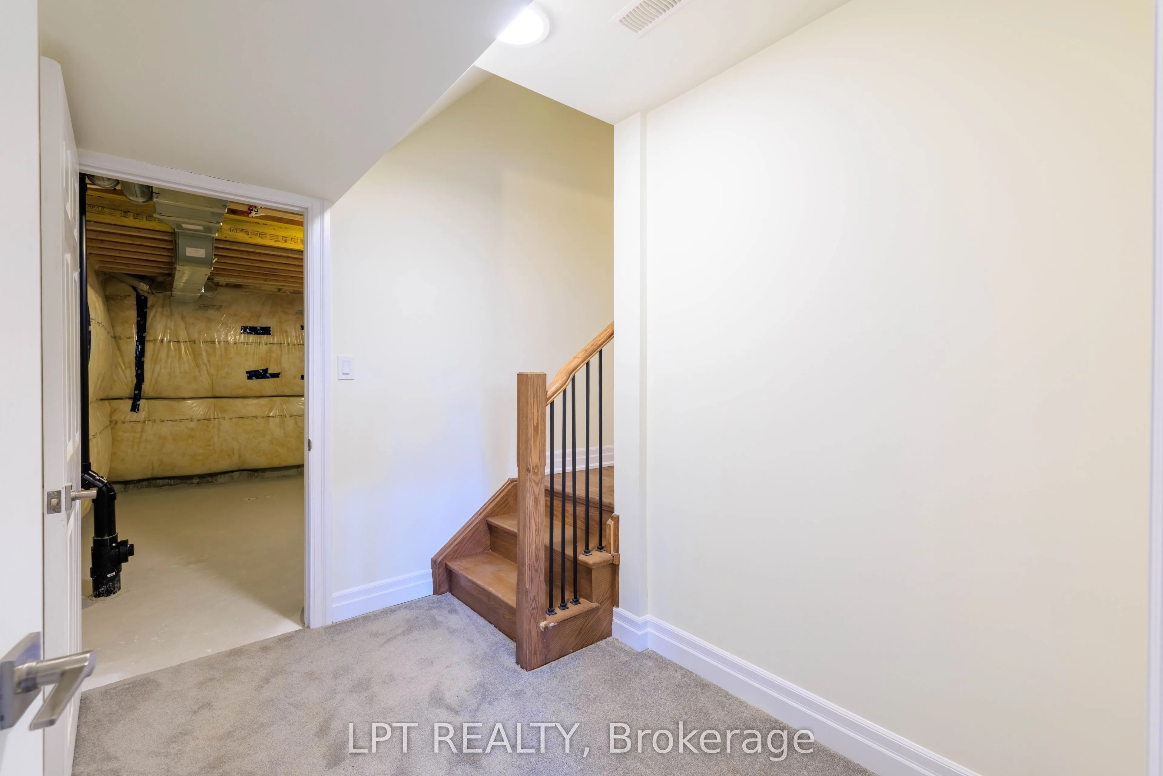 32 Max Bulmer Court