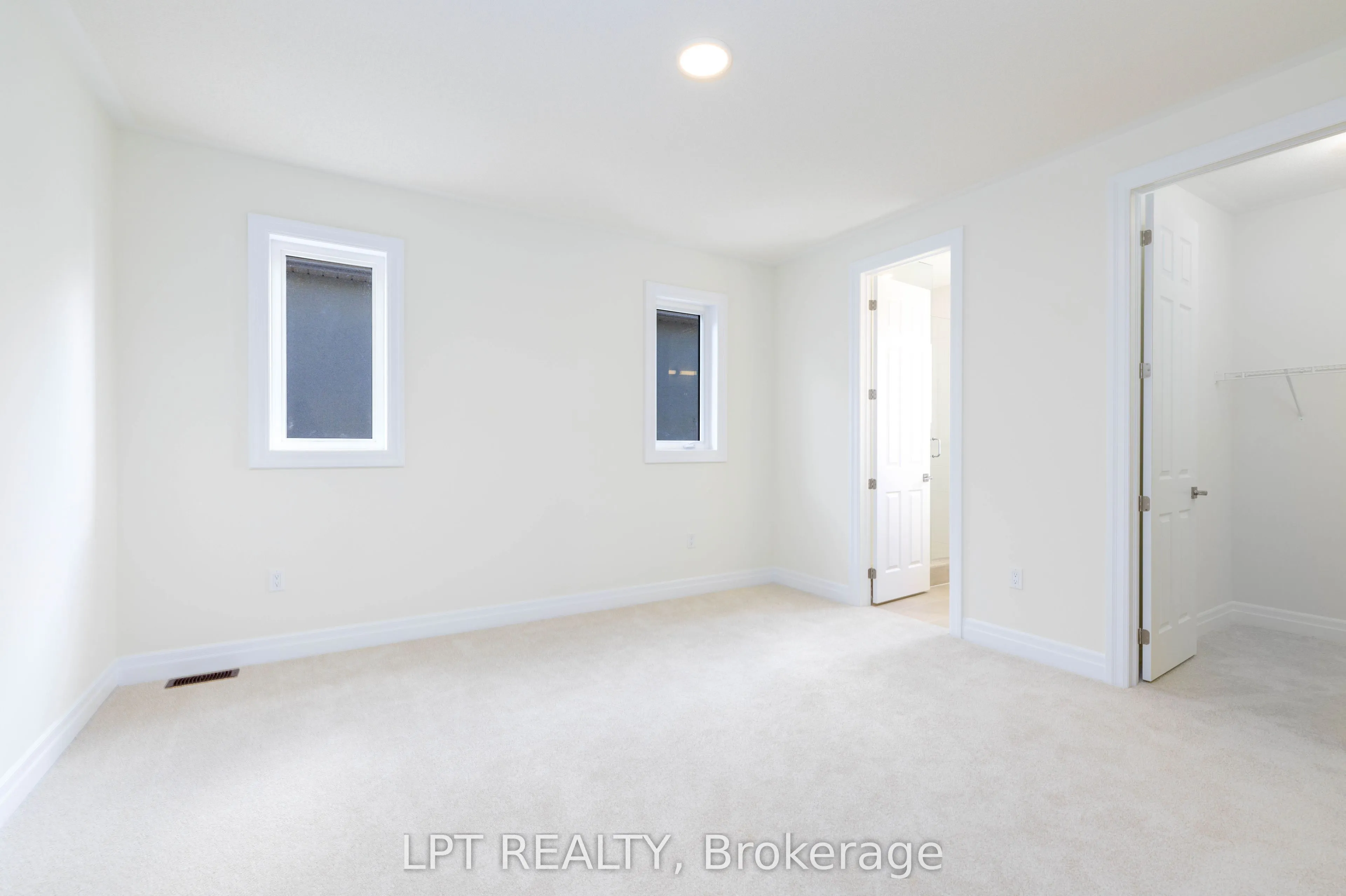 32 Max Bulmer Court
