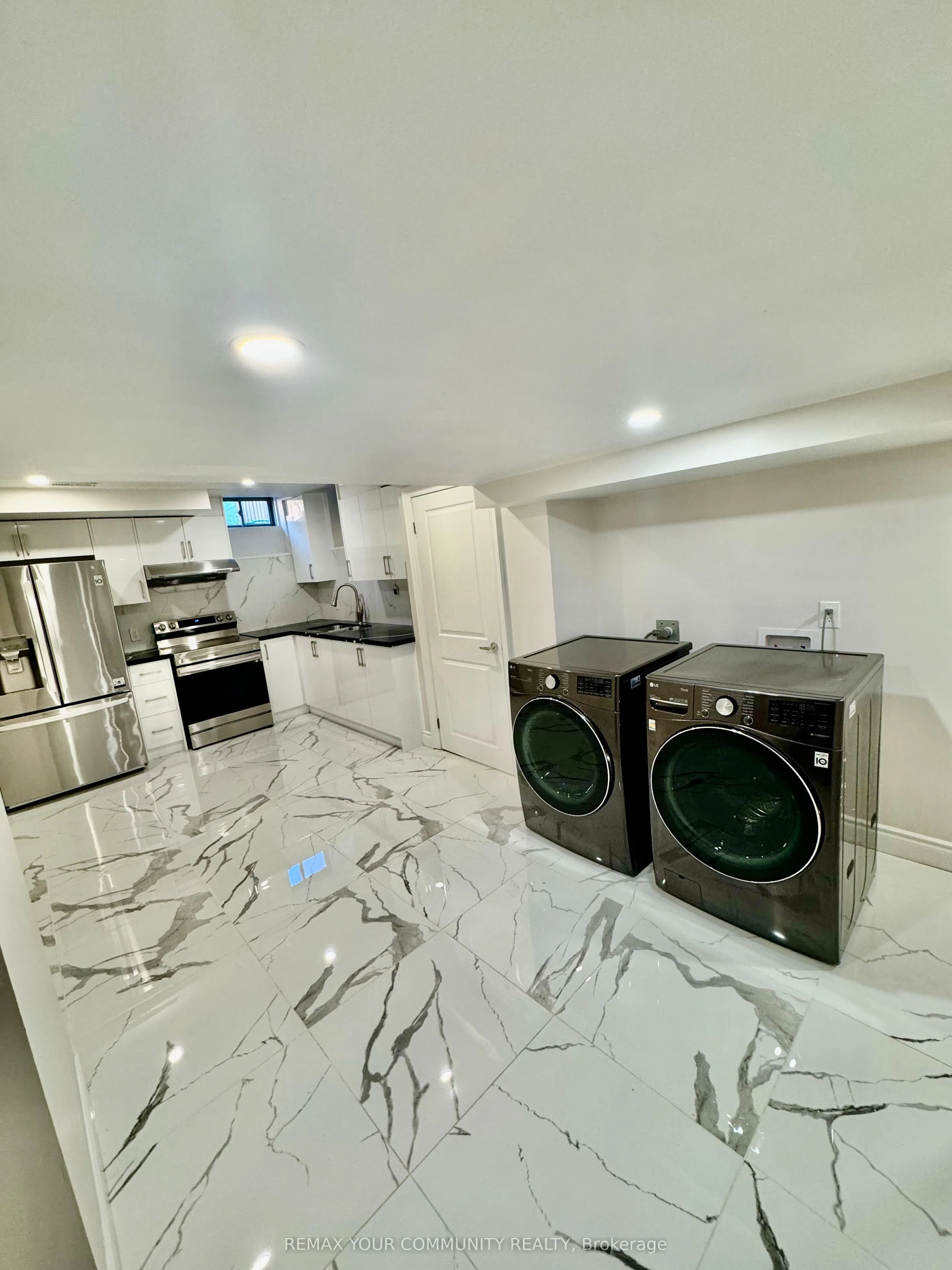 51 Murray Leonard Lane #(Basement Apartment)